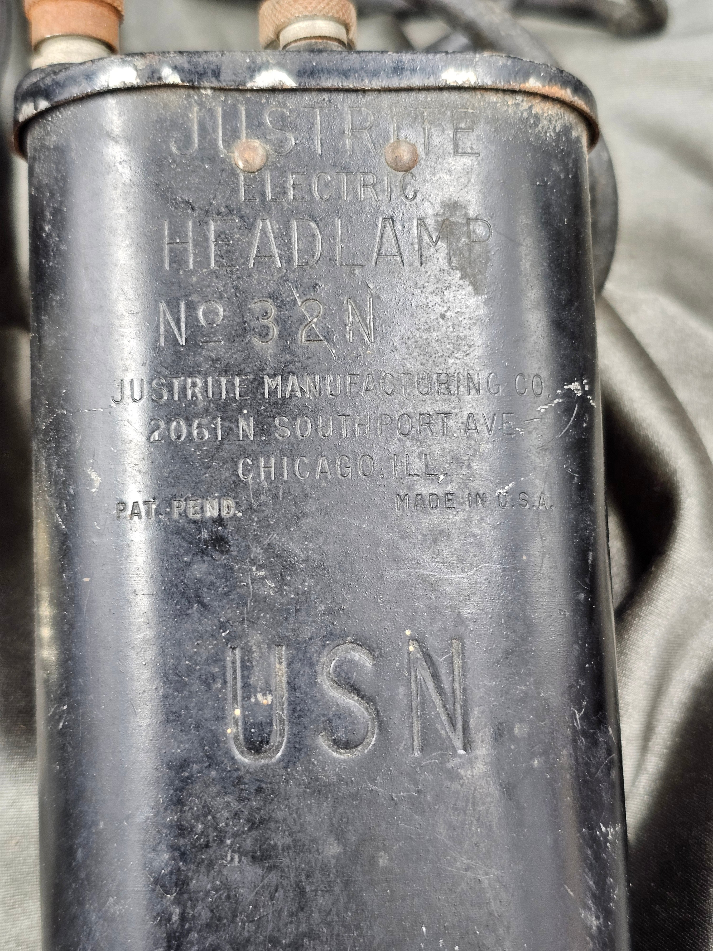 WWII US NAVY HEADLAMP — image 2