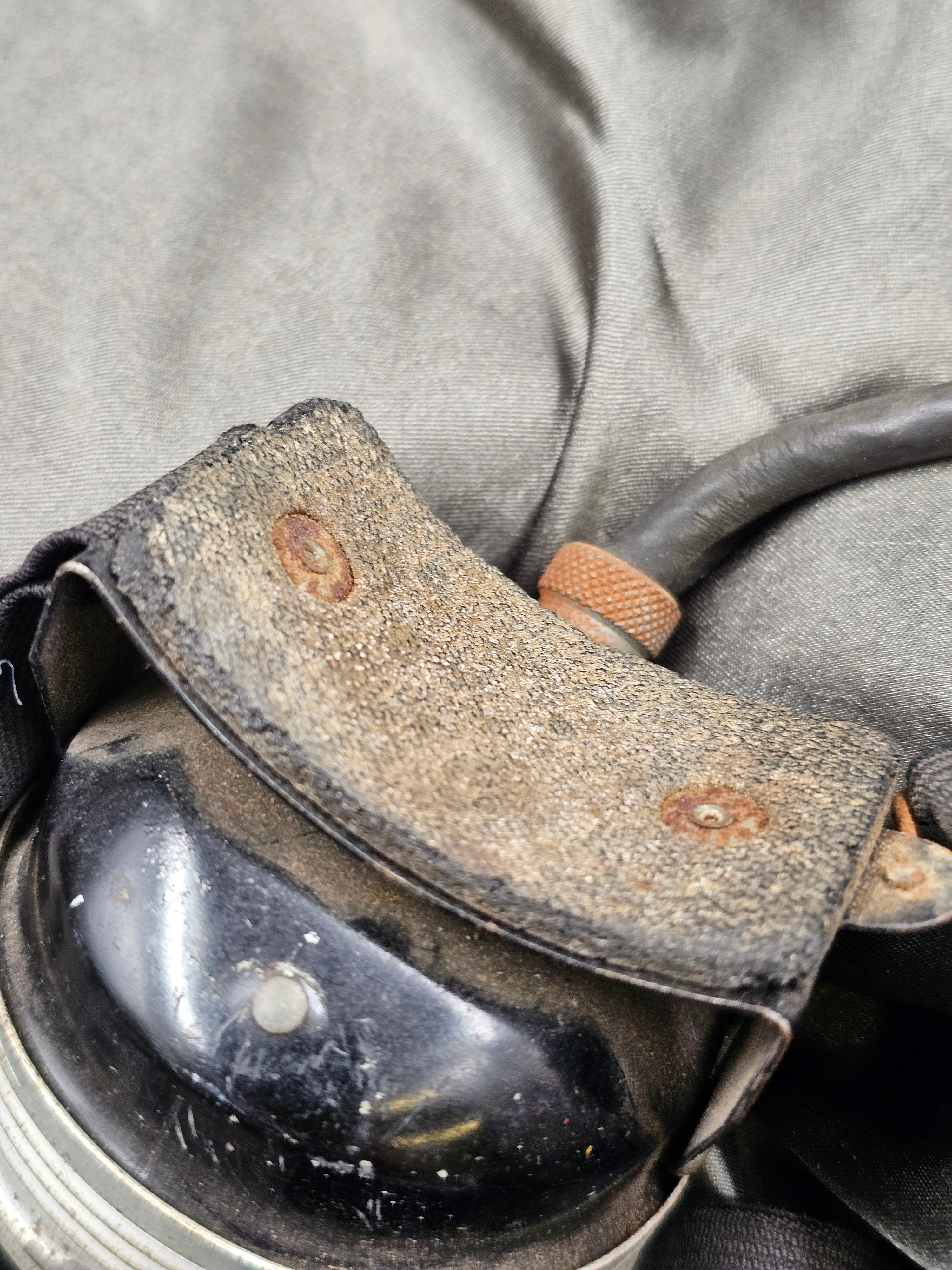 WWII US NAVY HEADLAMP — image 5