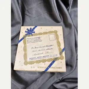 WWII SWEETHEART HANDKERCHIEF IN PX BOX