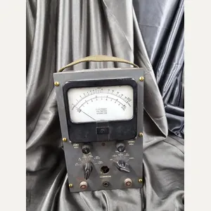 LATE WWII SIGNAL CORPS VOLTOHMMETER