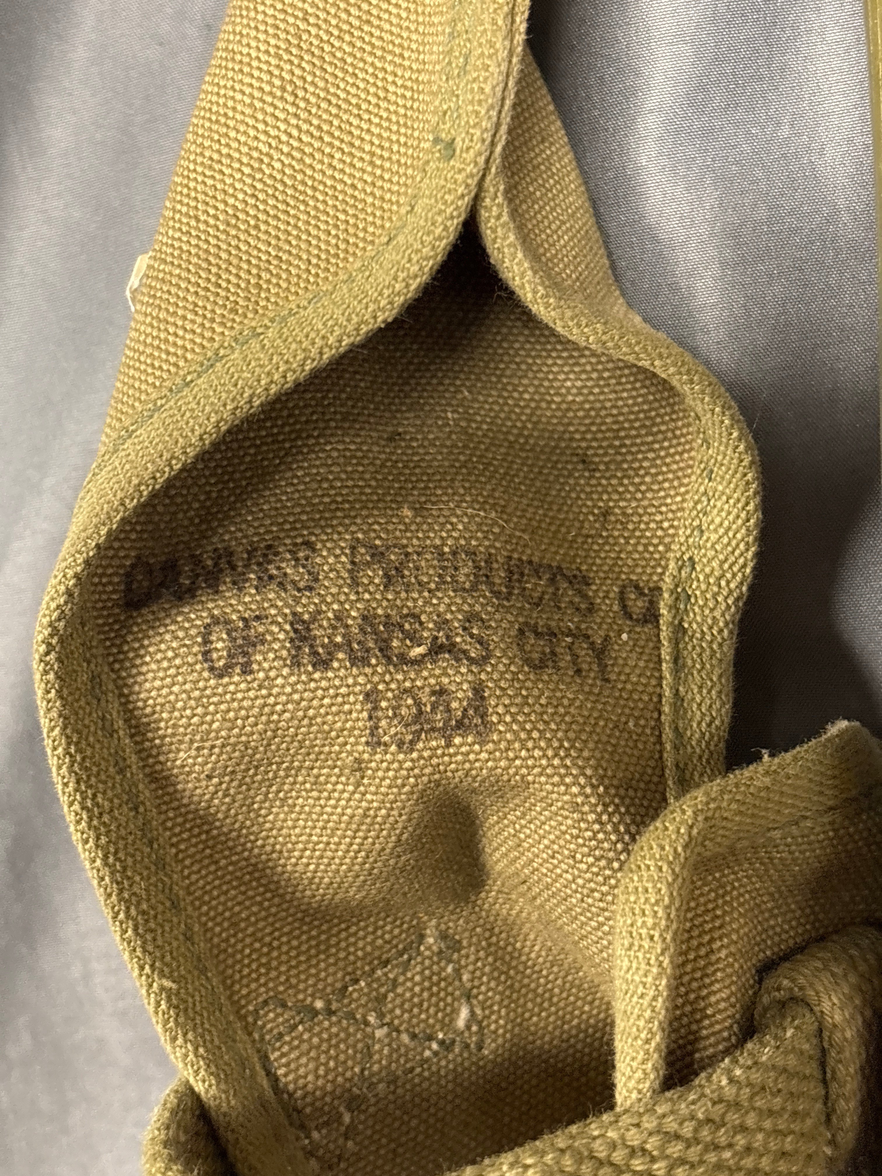 WWII US PICK AXE — image 3