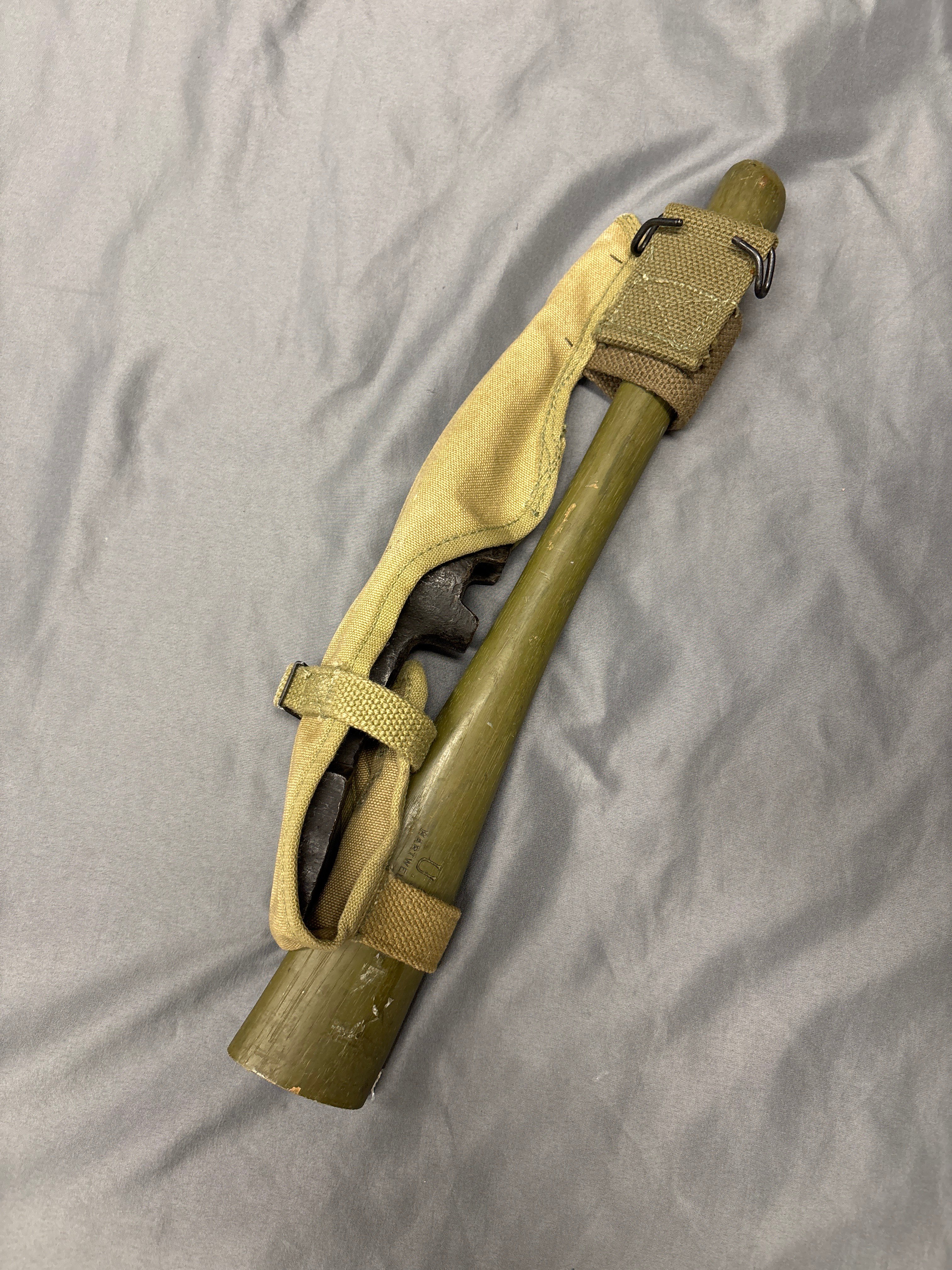 WWII US PICK AXE — image 5