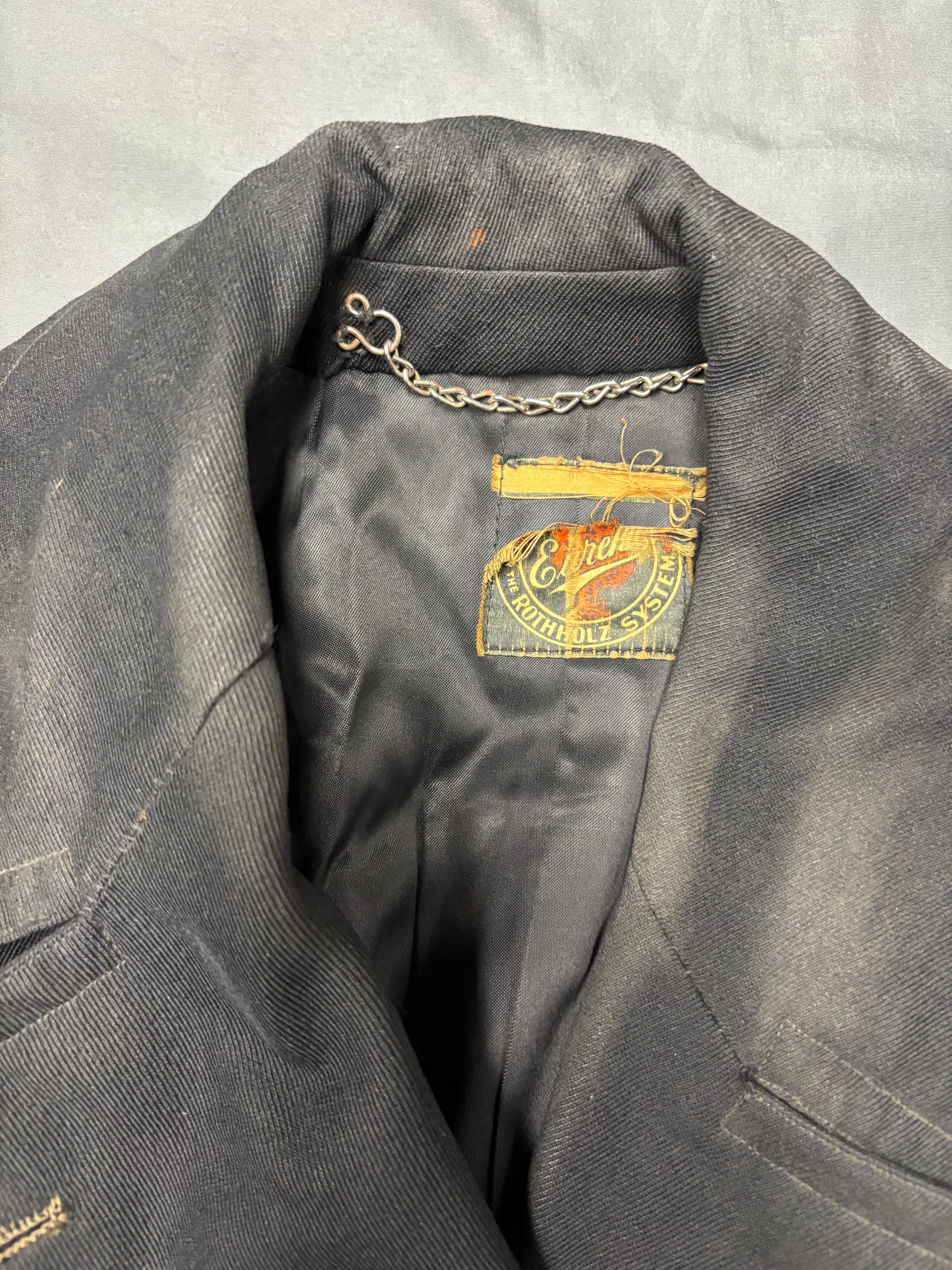 WWII US NAVY OFFICER RAINCOAT — image 3