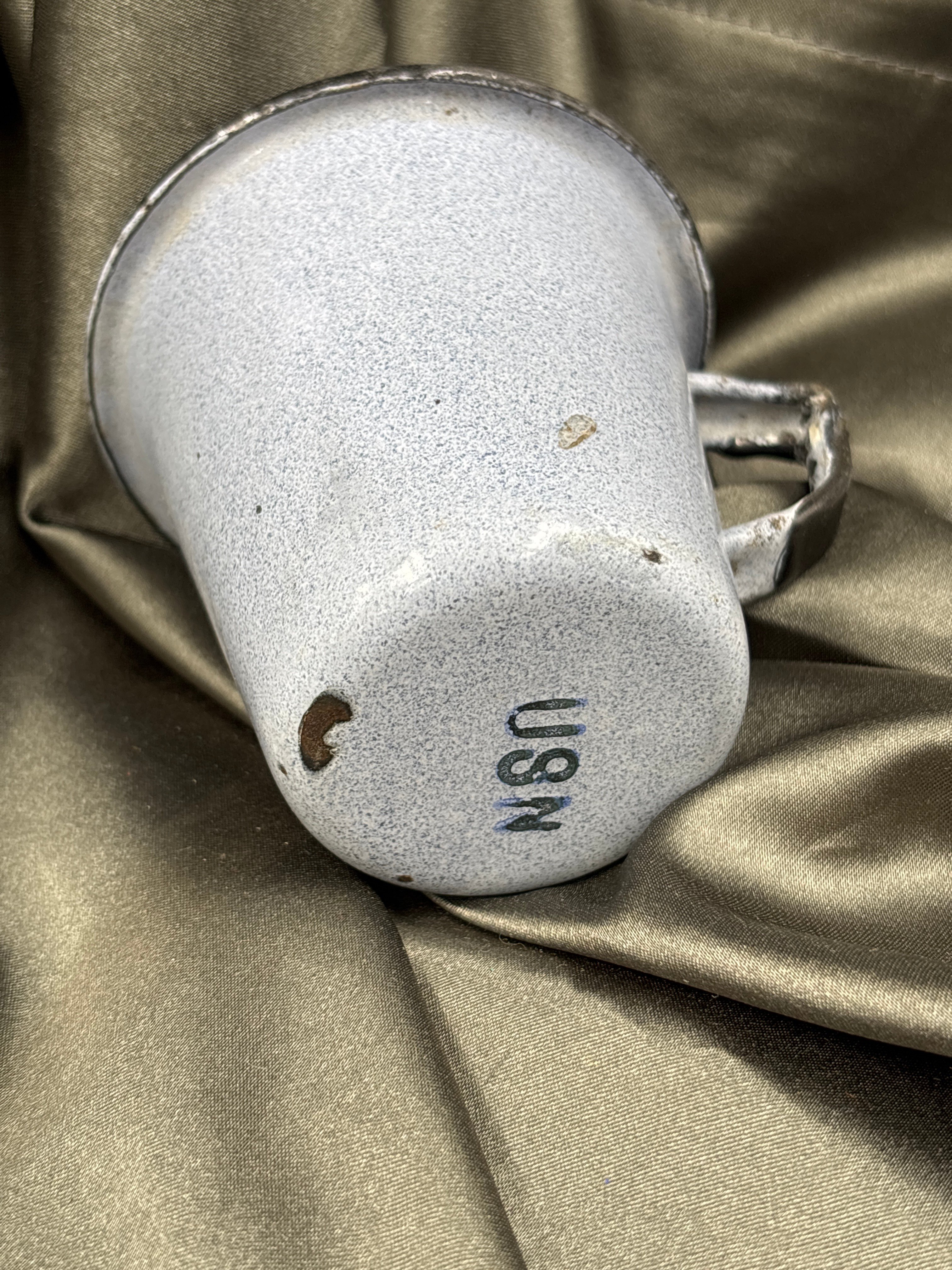 WWII US NAVY ENAMEL CUP — image 3