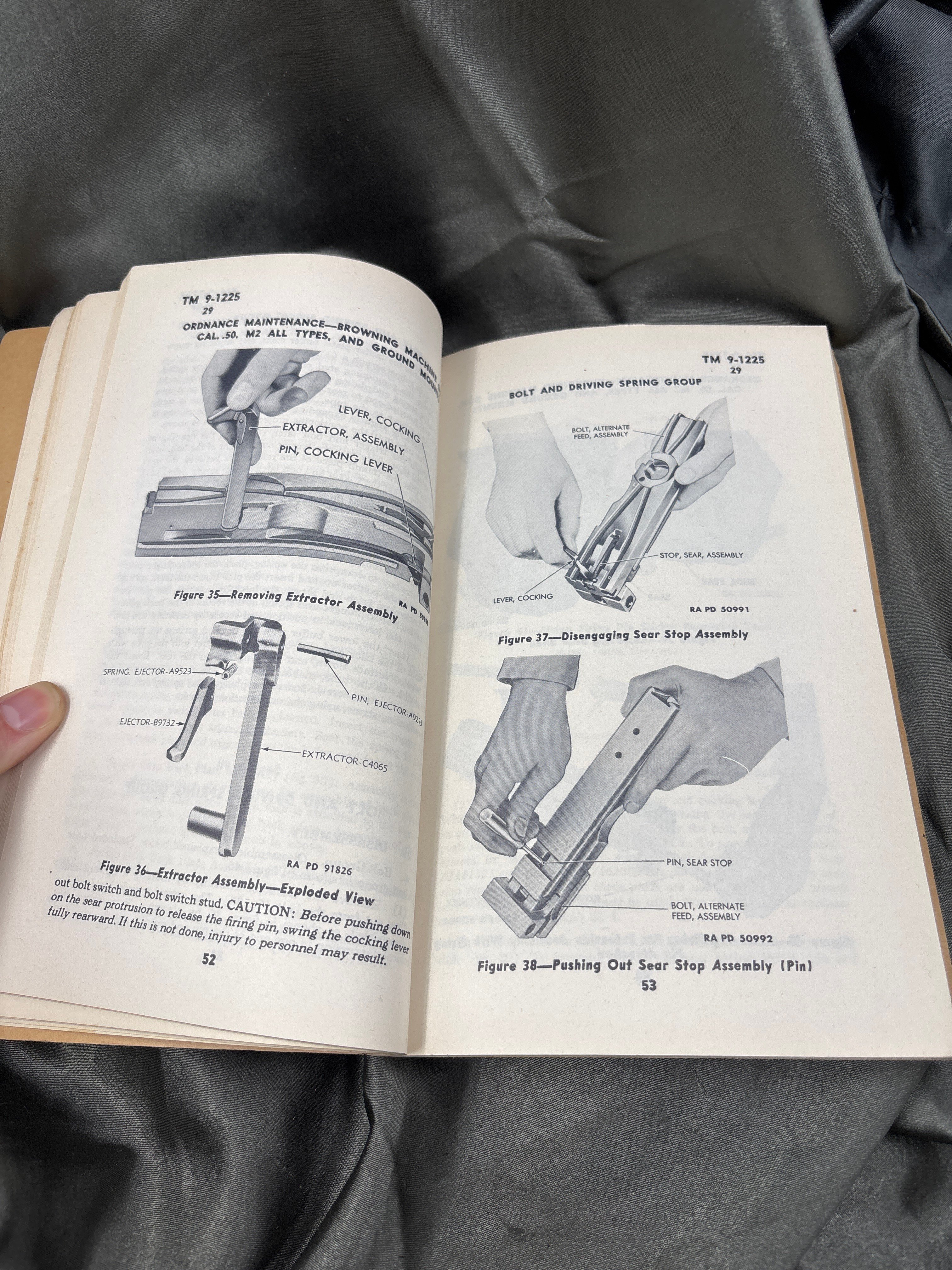 WWII BROWNING MACHINE GUN TECHNICAL MANUAL — image 5