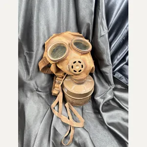 WWII JAPANESE CIVIL DEFENSE GAS MASK