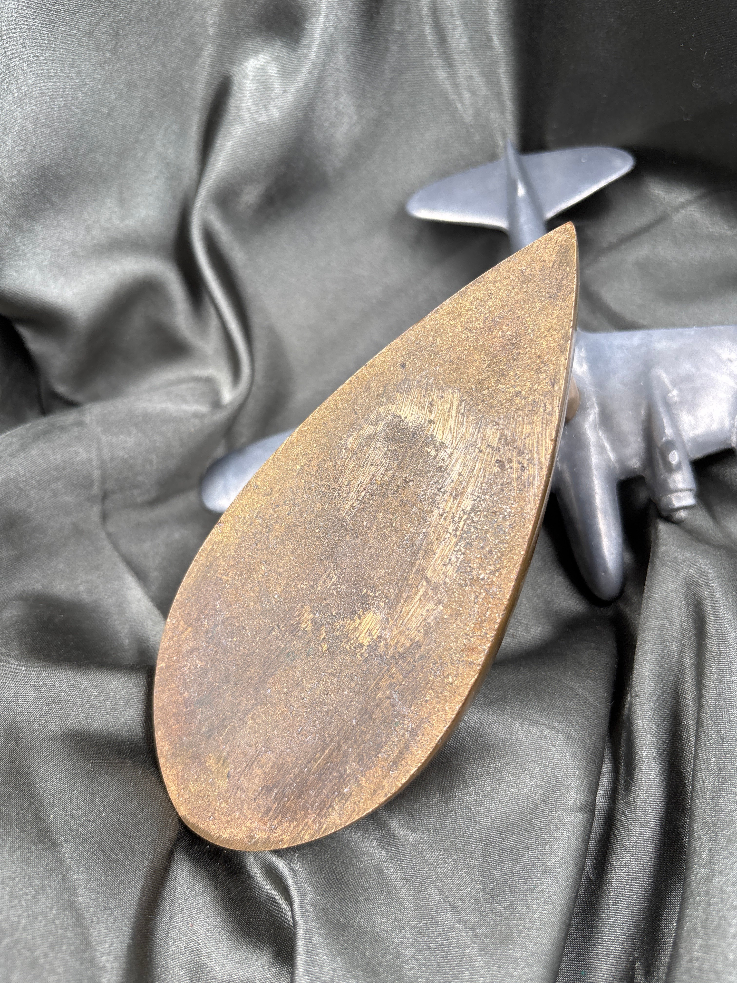 WWII US B17 TRENCH ART ASHTRAY — image 4