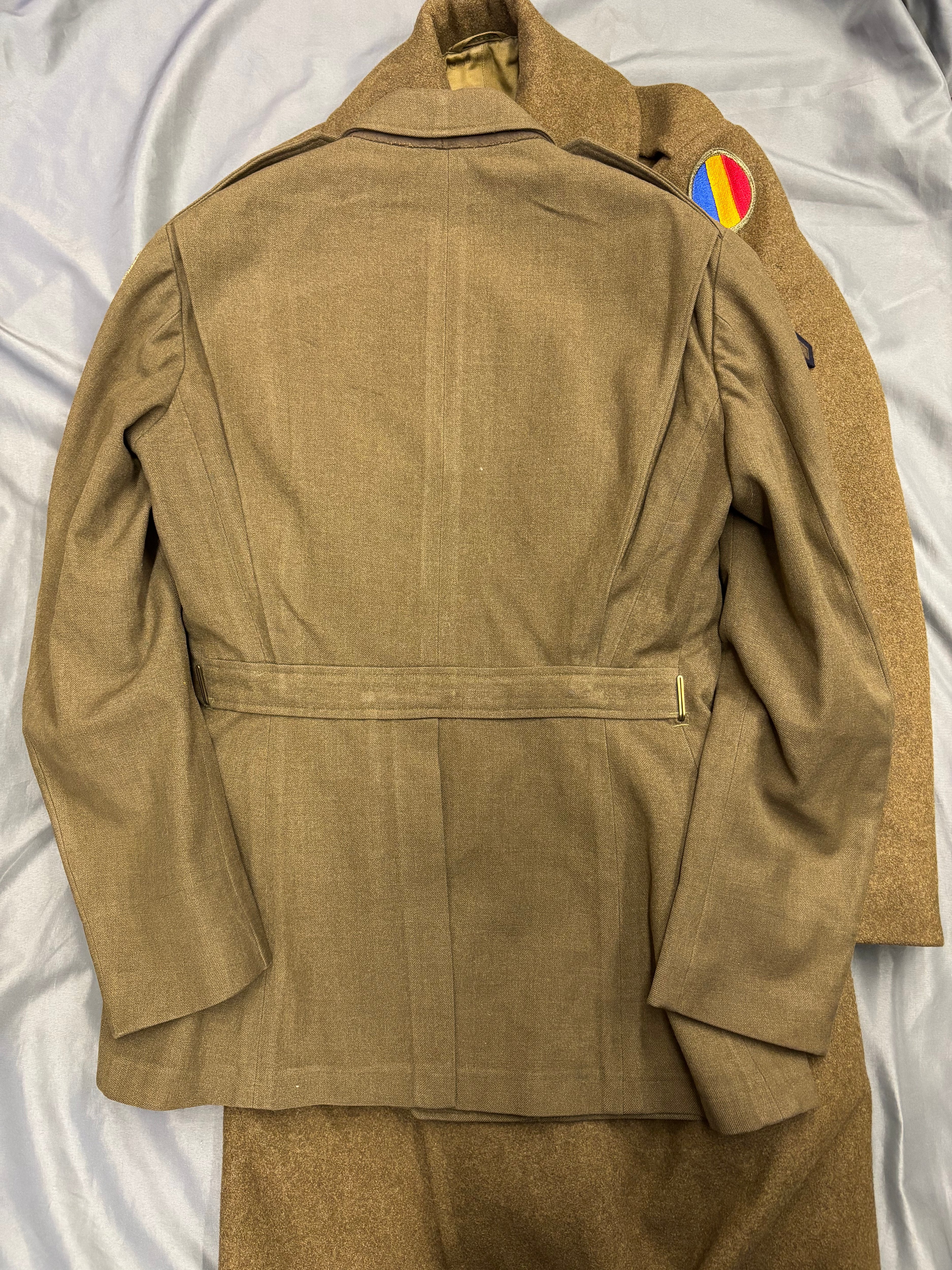 WWII US ARMY TRAINING CLASS A JACKET & OVERCOAT SIZE 36 — image 2