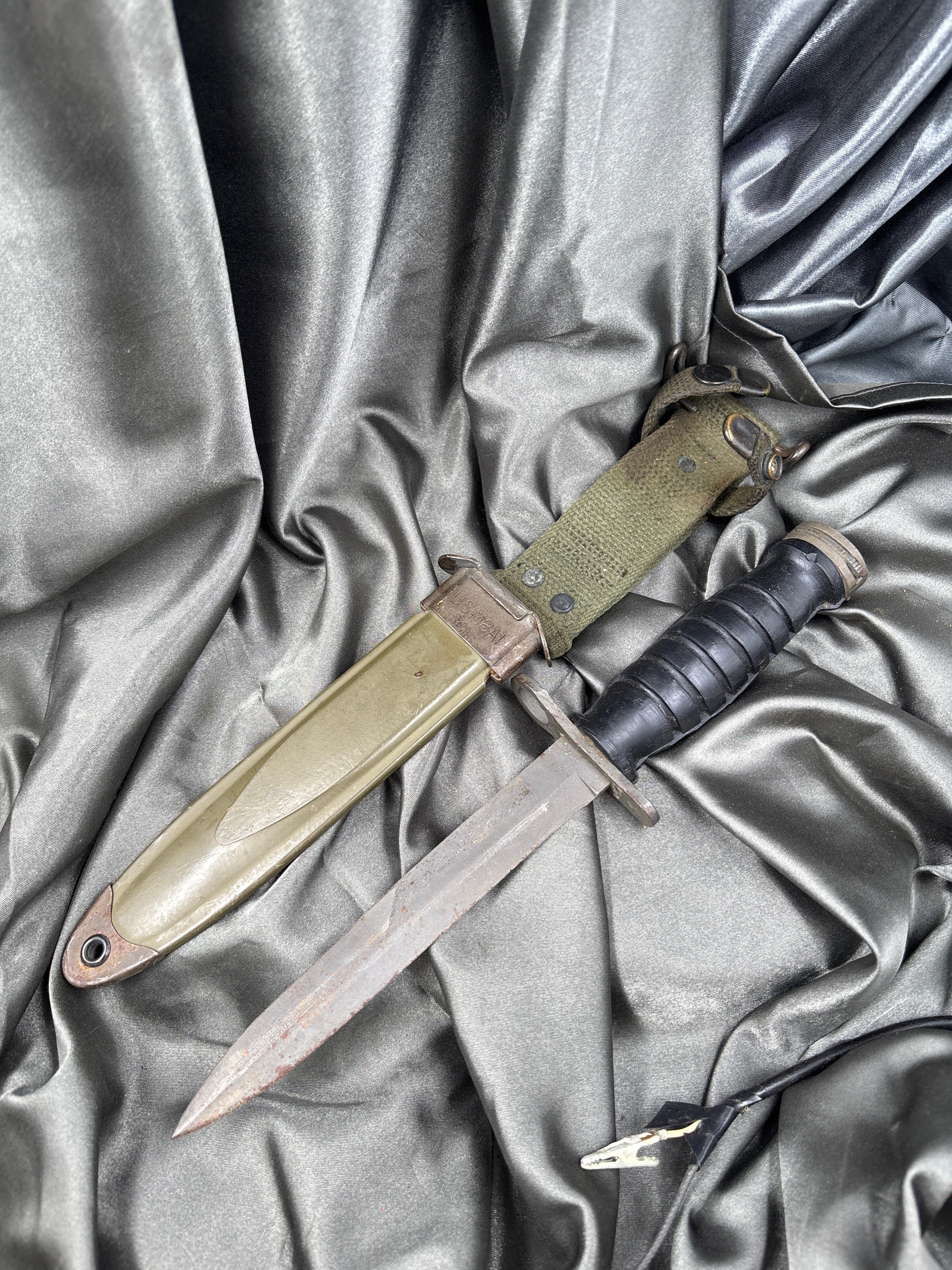 KOREAN/ VIETNAM WAR ERA US RUBBER GRIP CAMILLUS M4 BAYONET — image 6