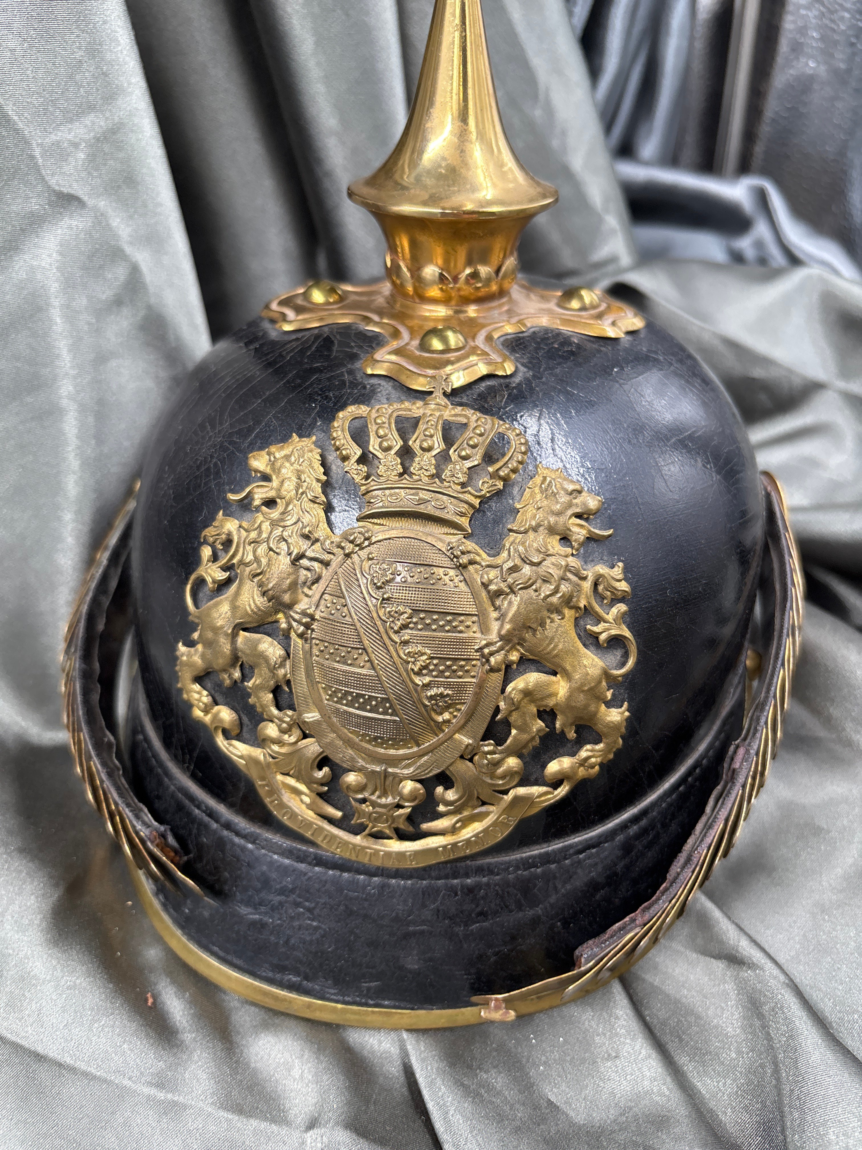 WWI ERA SAXON GERDARMERIE NON COMMISSIONED OFFICER PICKELHAUBE 975 — image 2