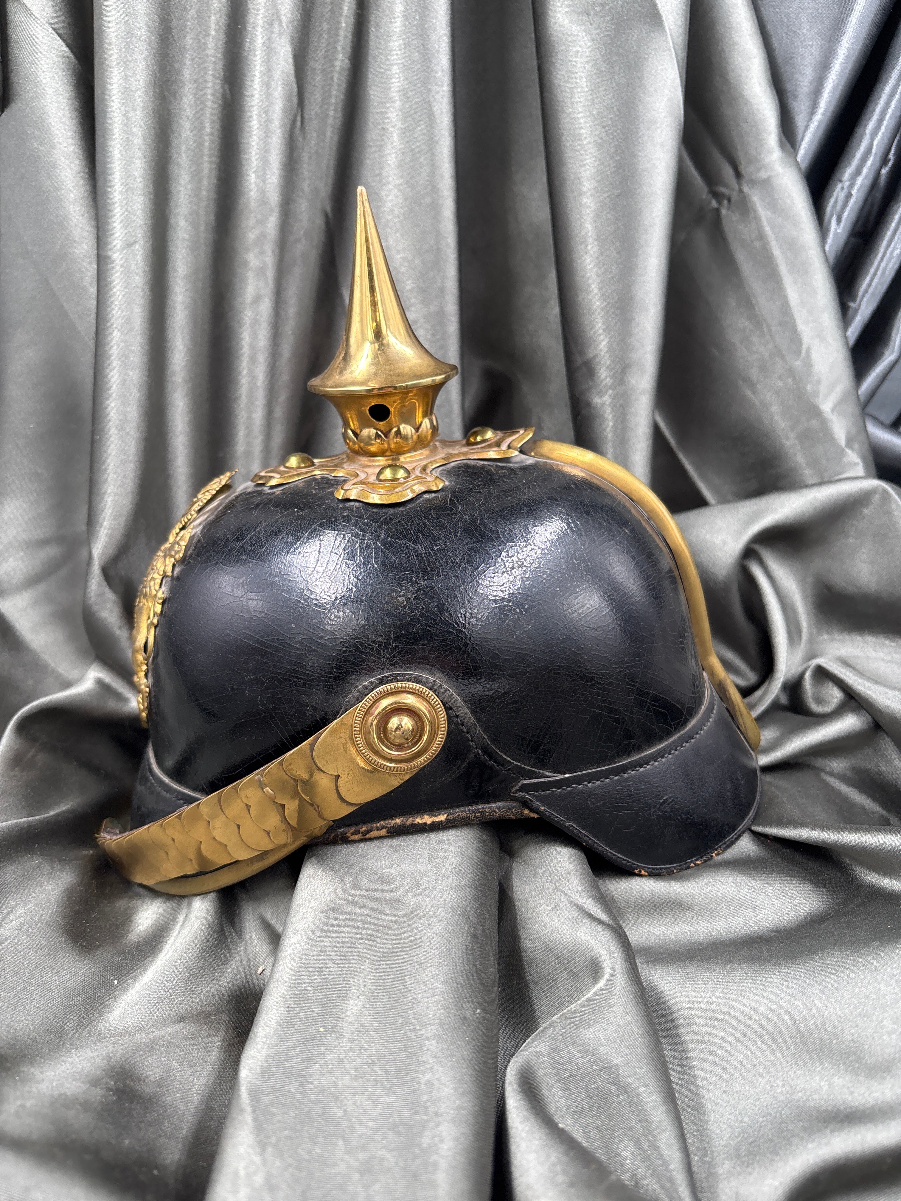 WWI ERA SAXON GERDARMERIE NON COMMISSIONED OFFICER PICKELHAUBE 975 — image 4