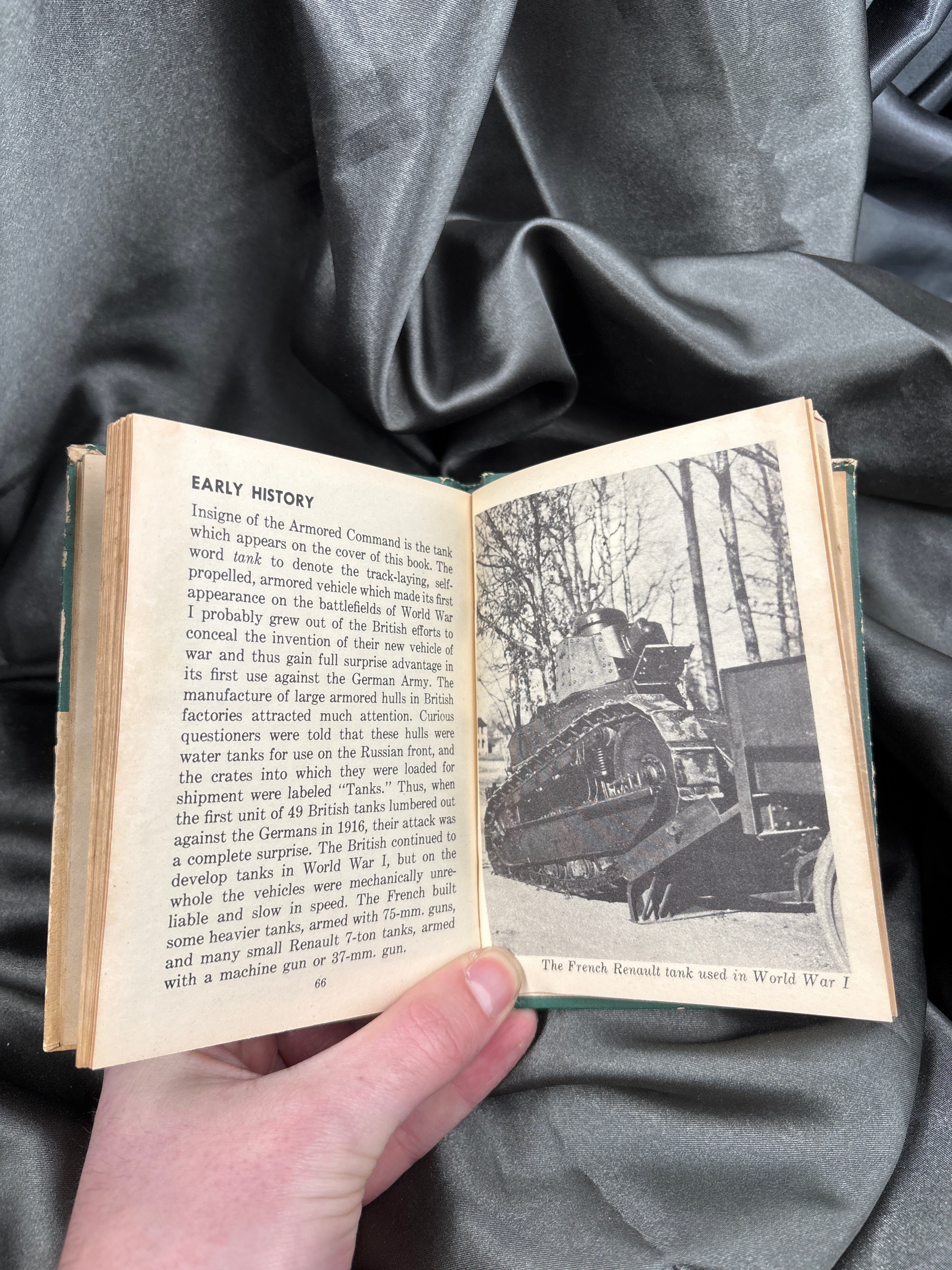 WWII US ARMORED FORCES BOOKLET — image 4