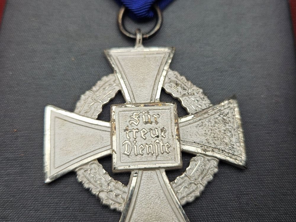 WWII German 25 Year Faithful Service Medal — image 4