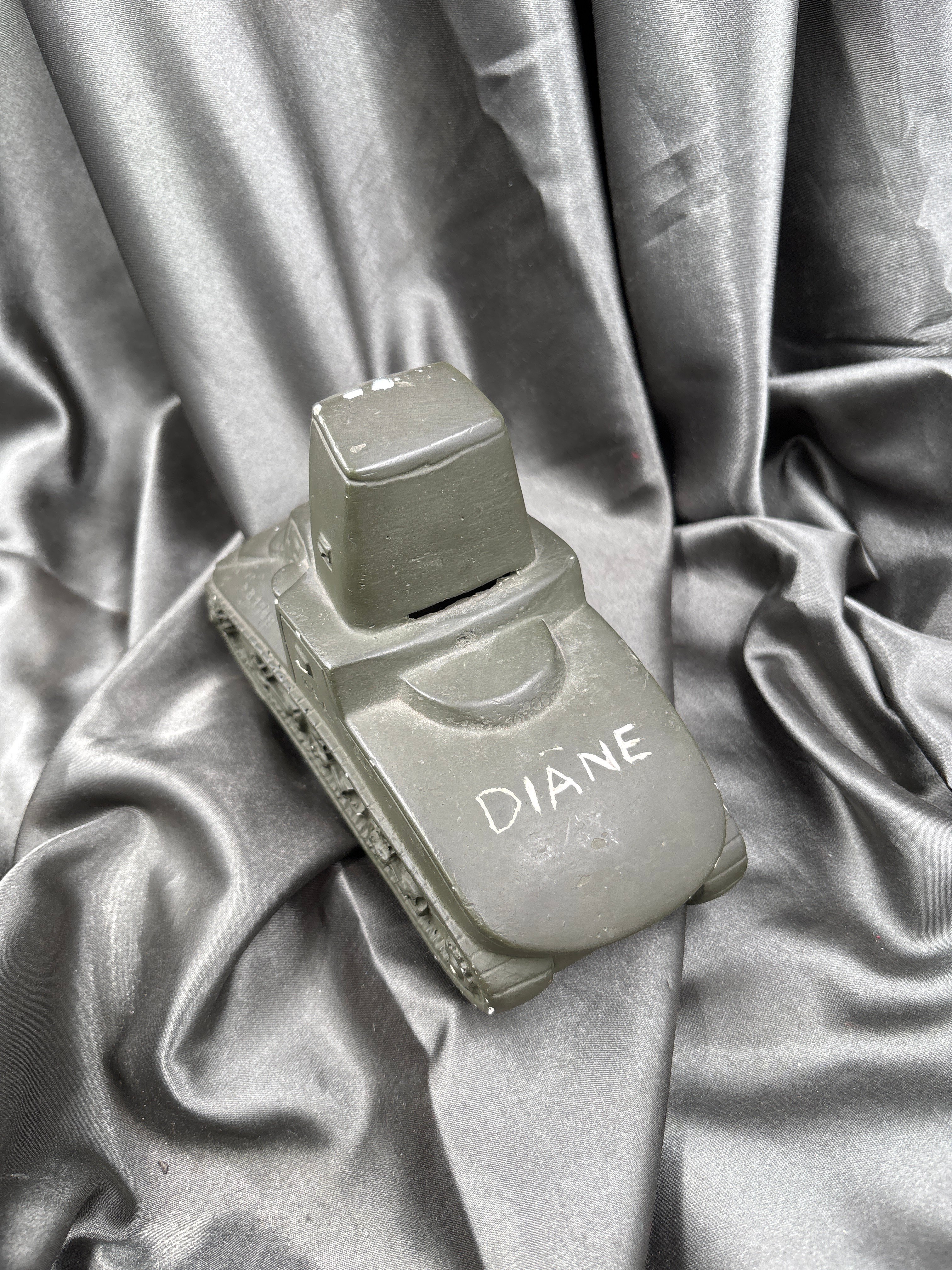 WWII US TANK BANK — image 2