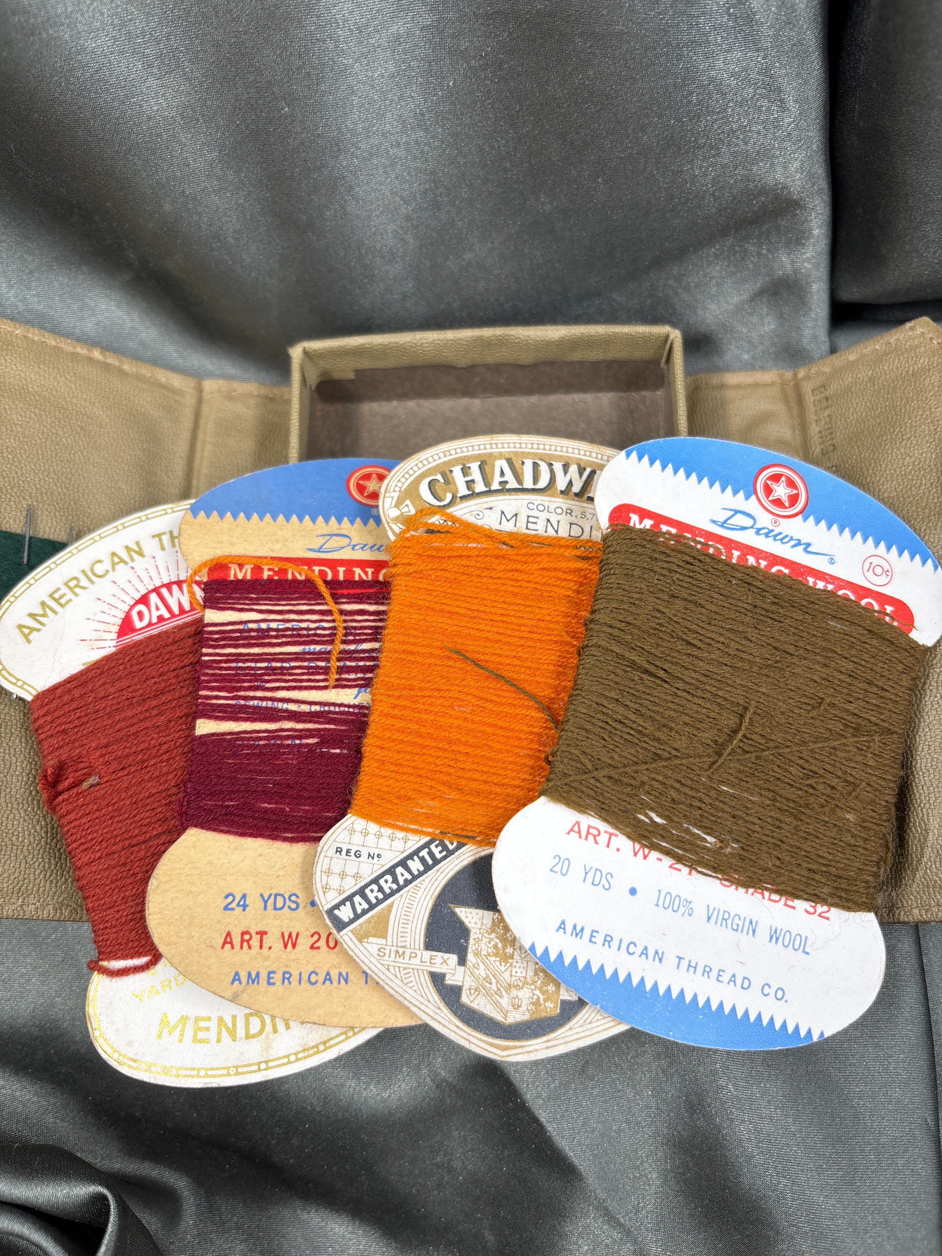 WWII OFFICER SEWING KIT — image 4