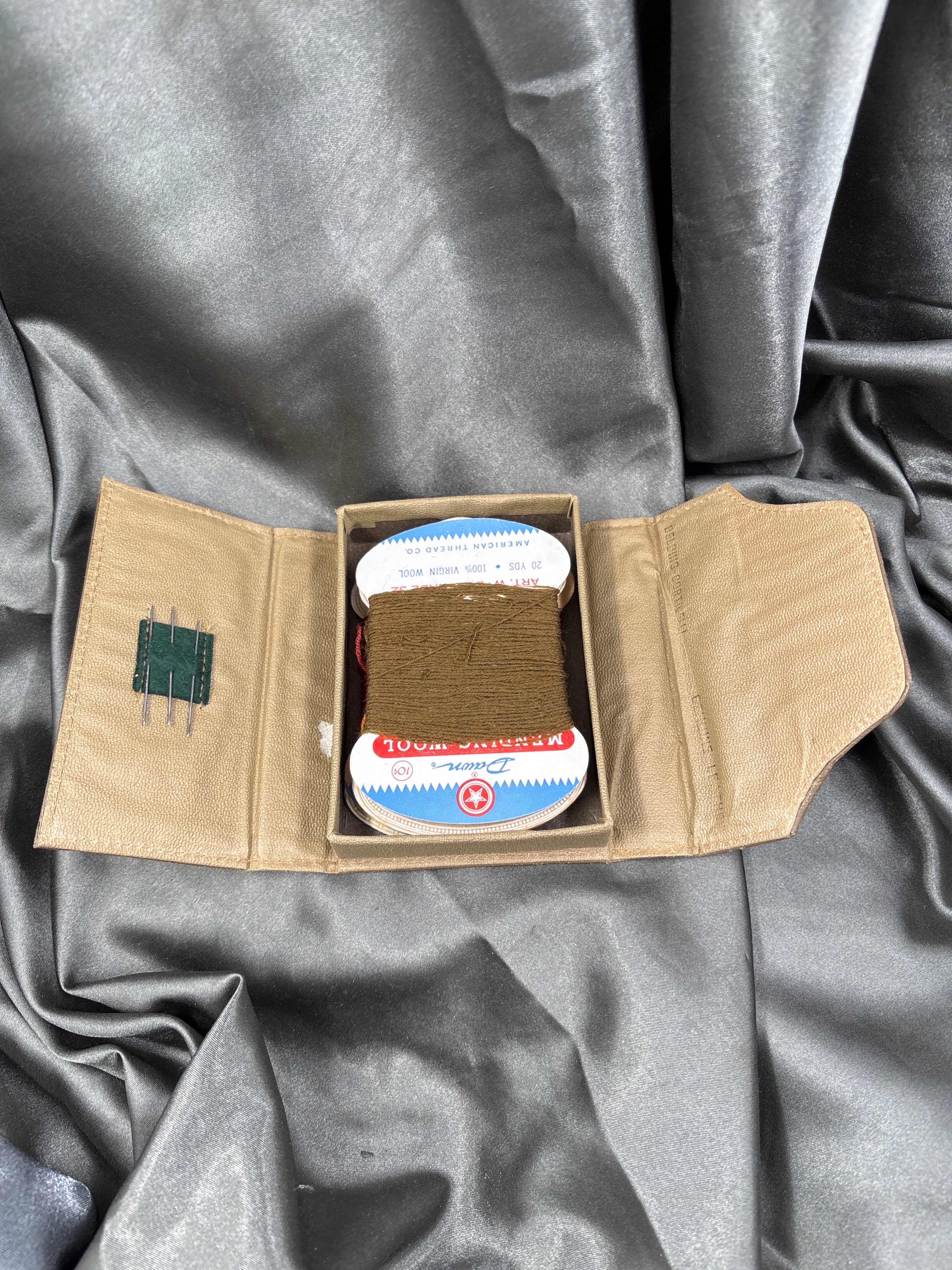 WWII OFFICER SEWING KIT — image 5