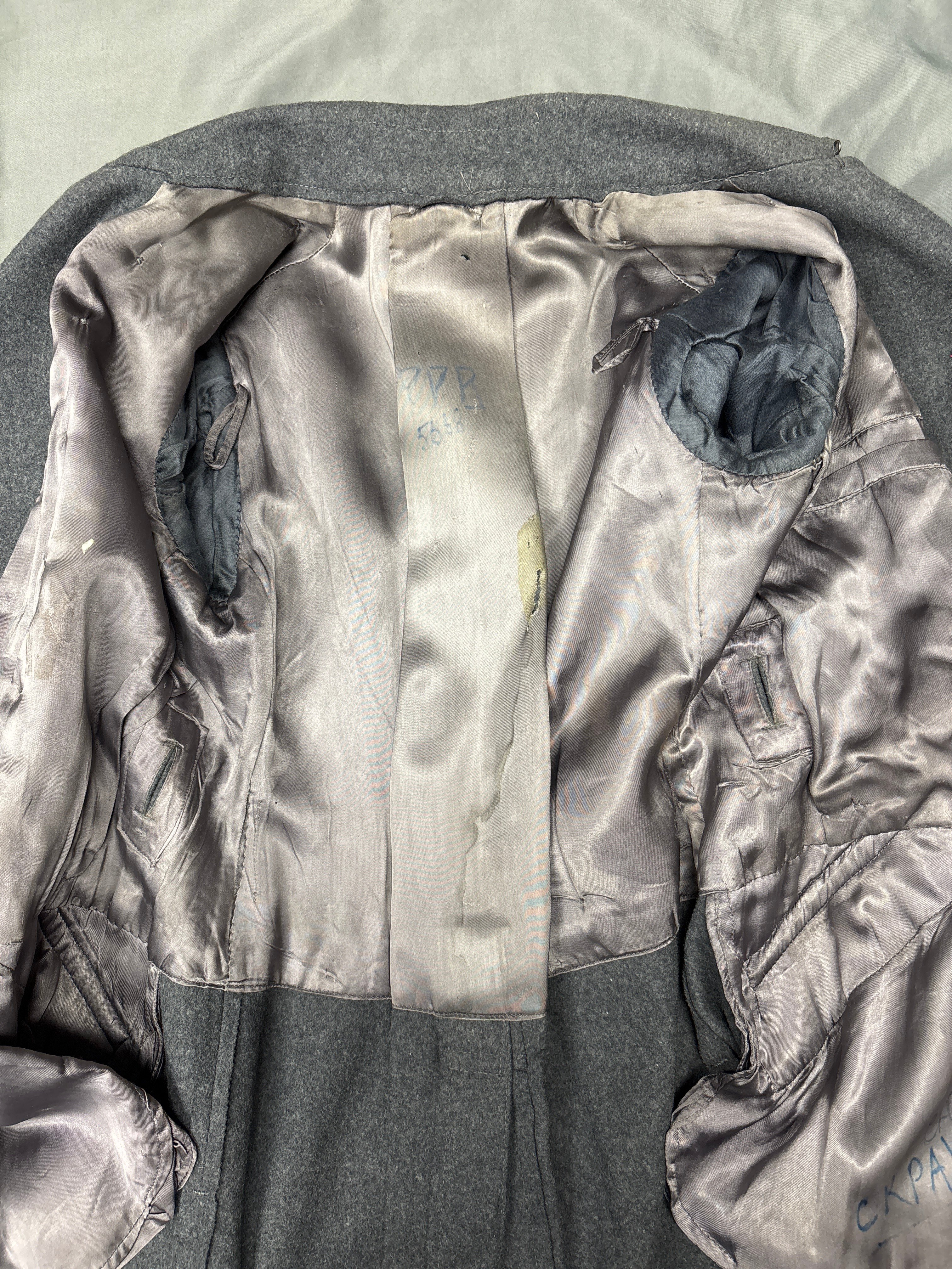 WWII GERMAN LUFTWAFFE GREAT COAT — image 3