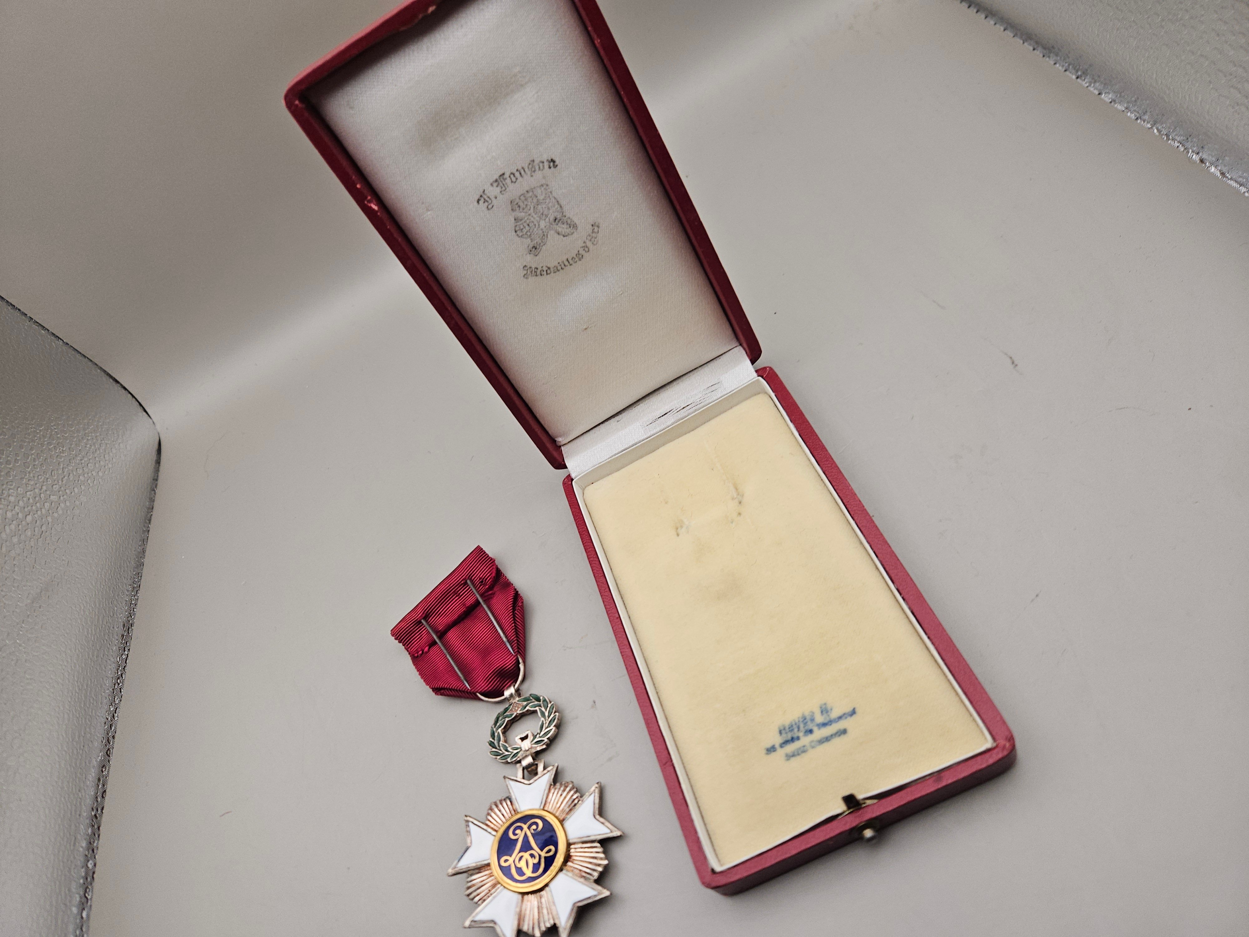 Belgium Medal Order of the Crown Knight's Star with Swords — image 4