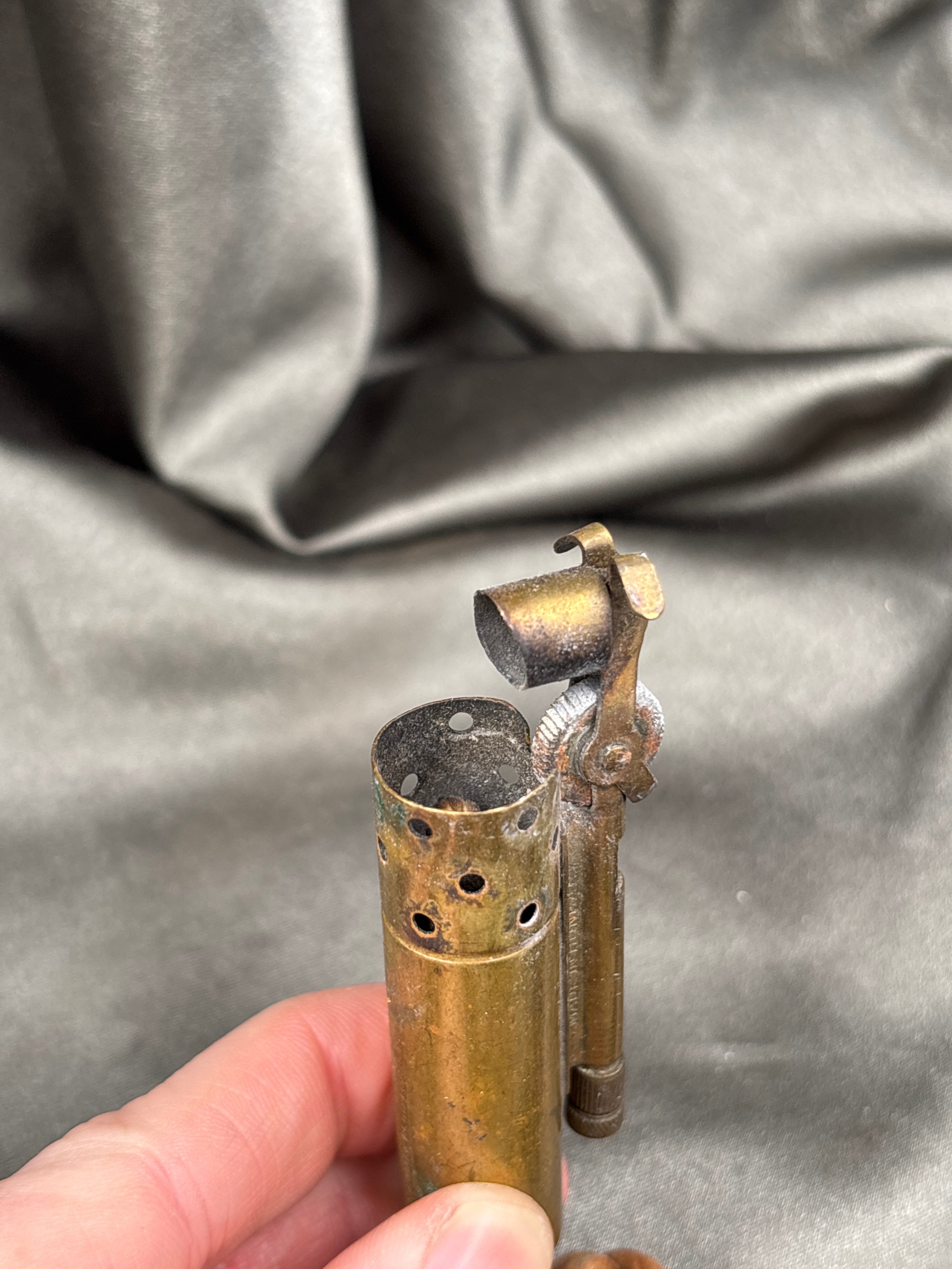 WWII ERA TRENCH LIGHTER — image 2
