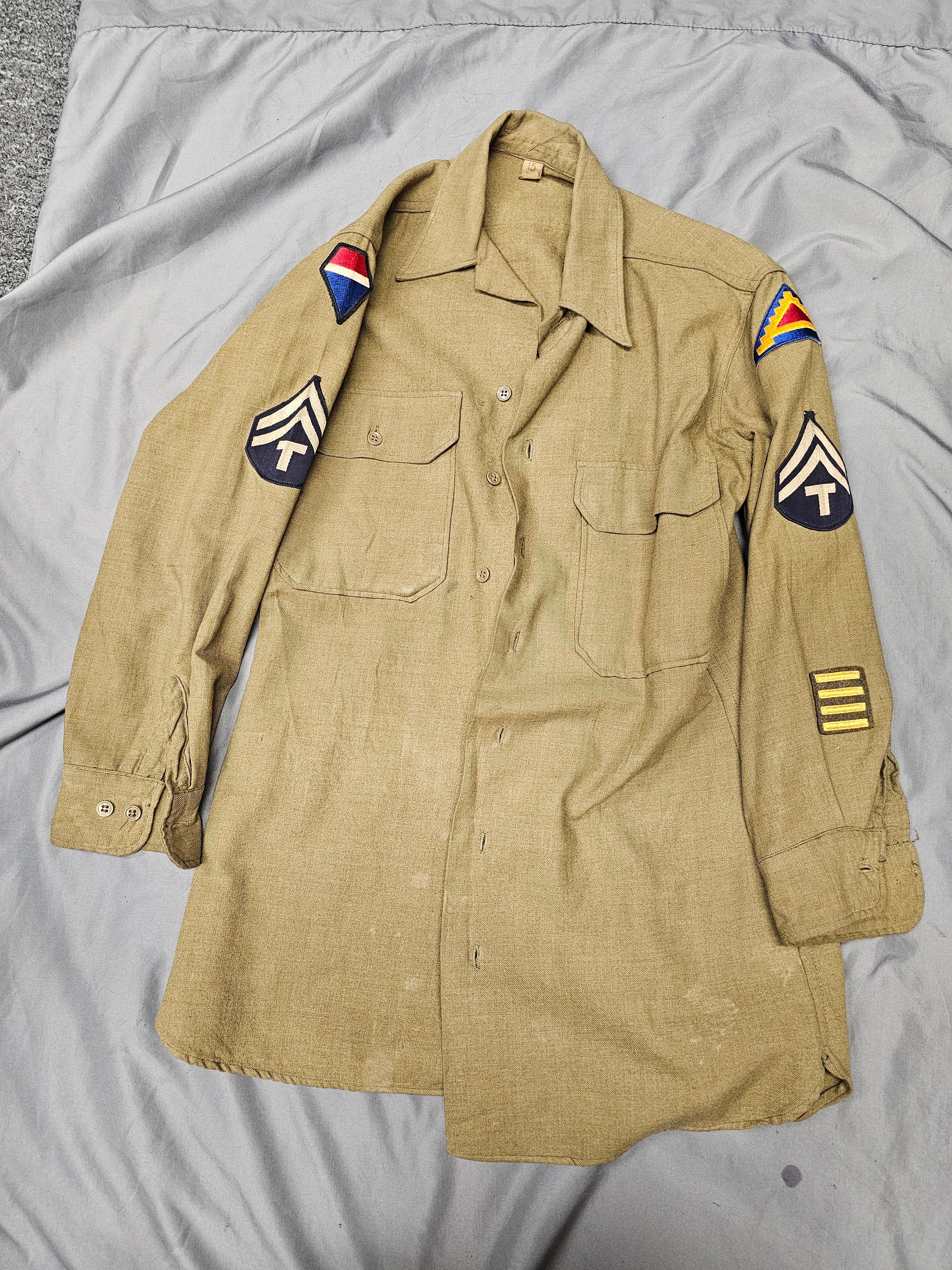 WWII US ENLISTED SIGNAL CORPS IKE, SHIRT AND TIE SIZE 34S — image 8