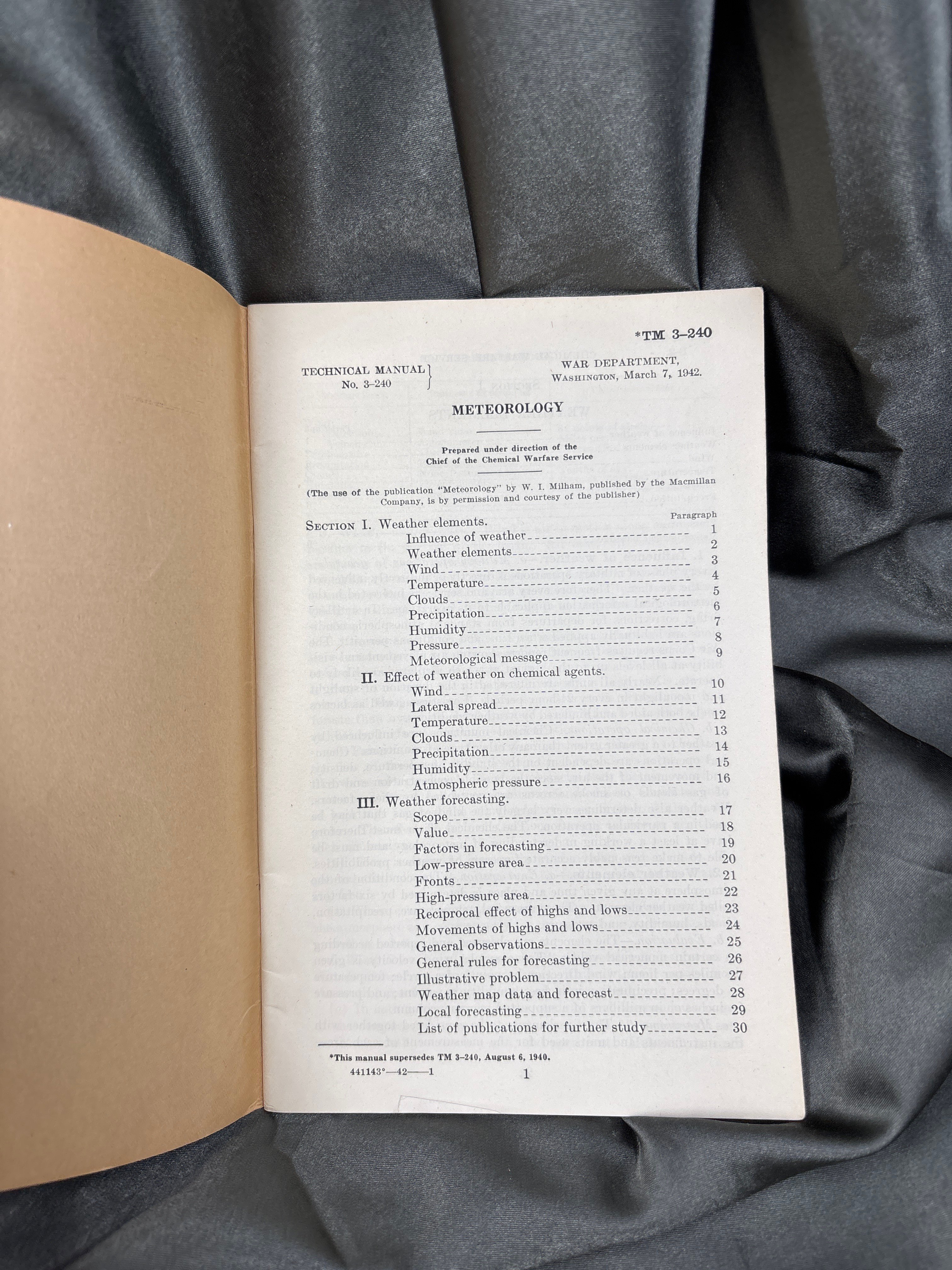 WWII METEOROLOGICAL TRAINING MANUAL — image 2