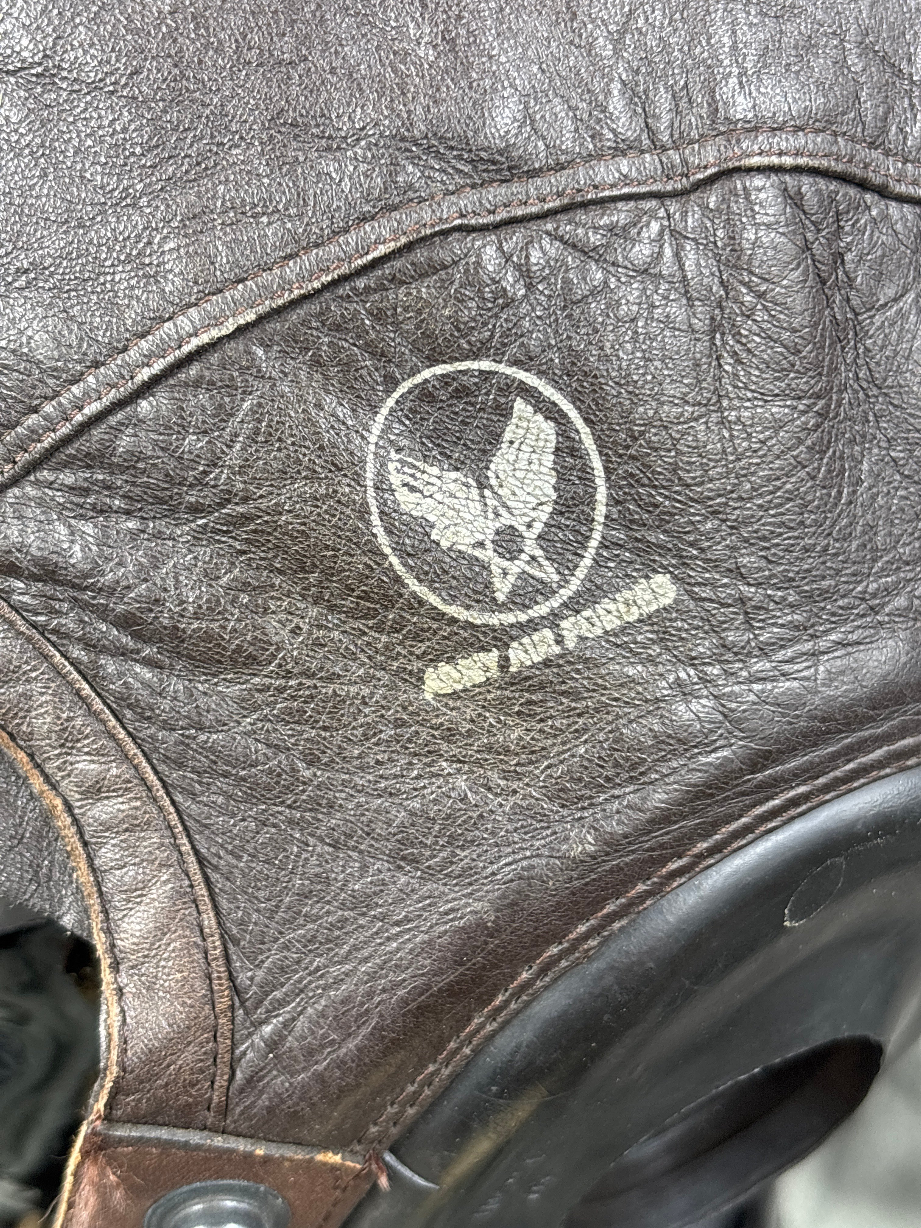 WWII US AIR CORPS A-11 FLIGHT HELMET SIZE MEDIUM — image 3