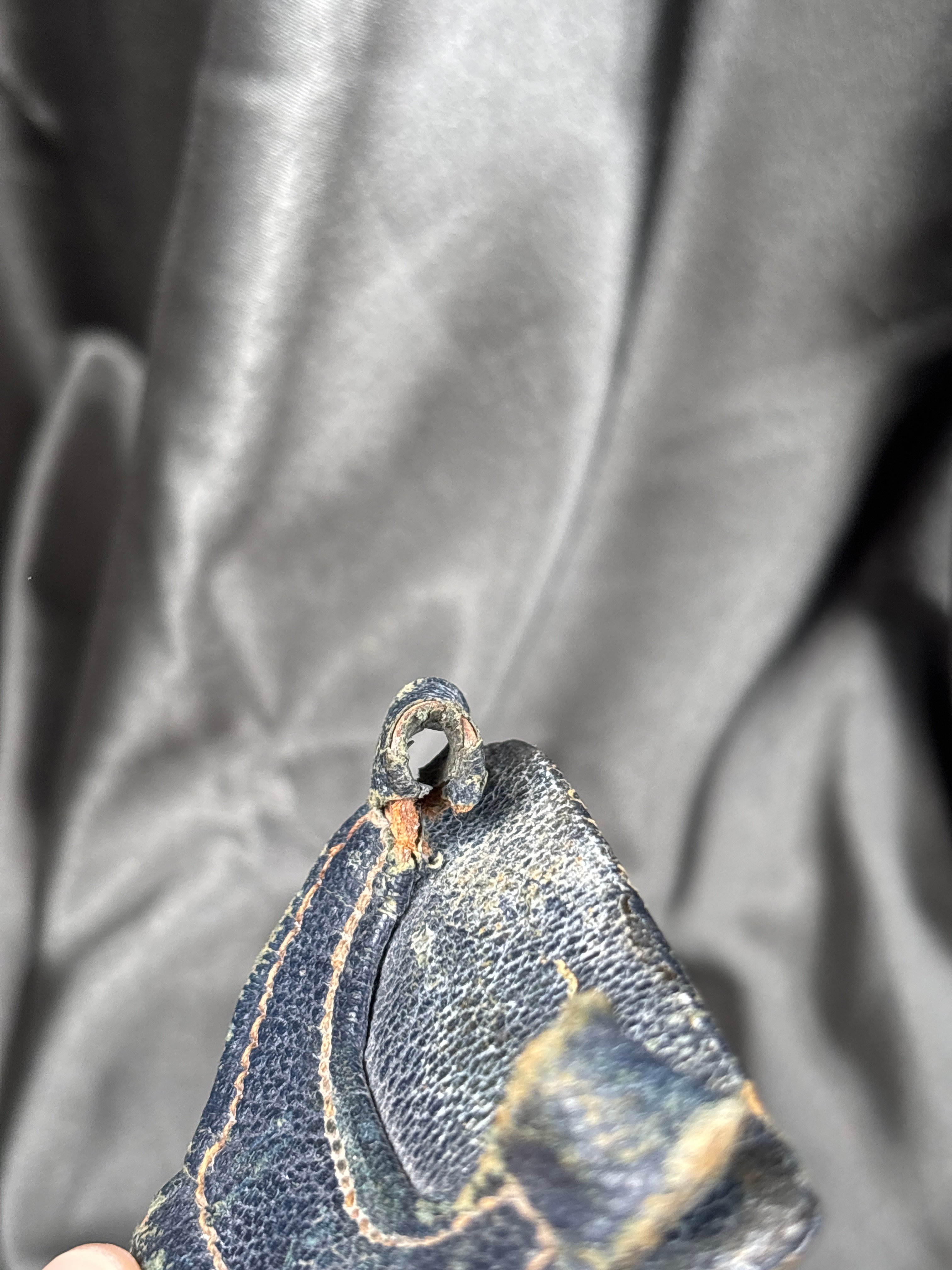 WWII GERMAN LUFTWAFFE SWORD HANGER — image 4