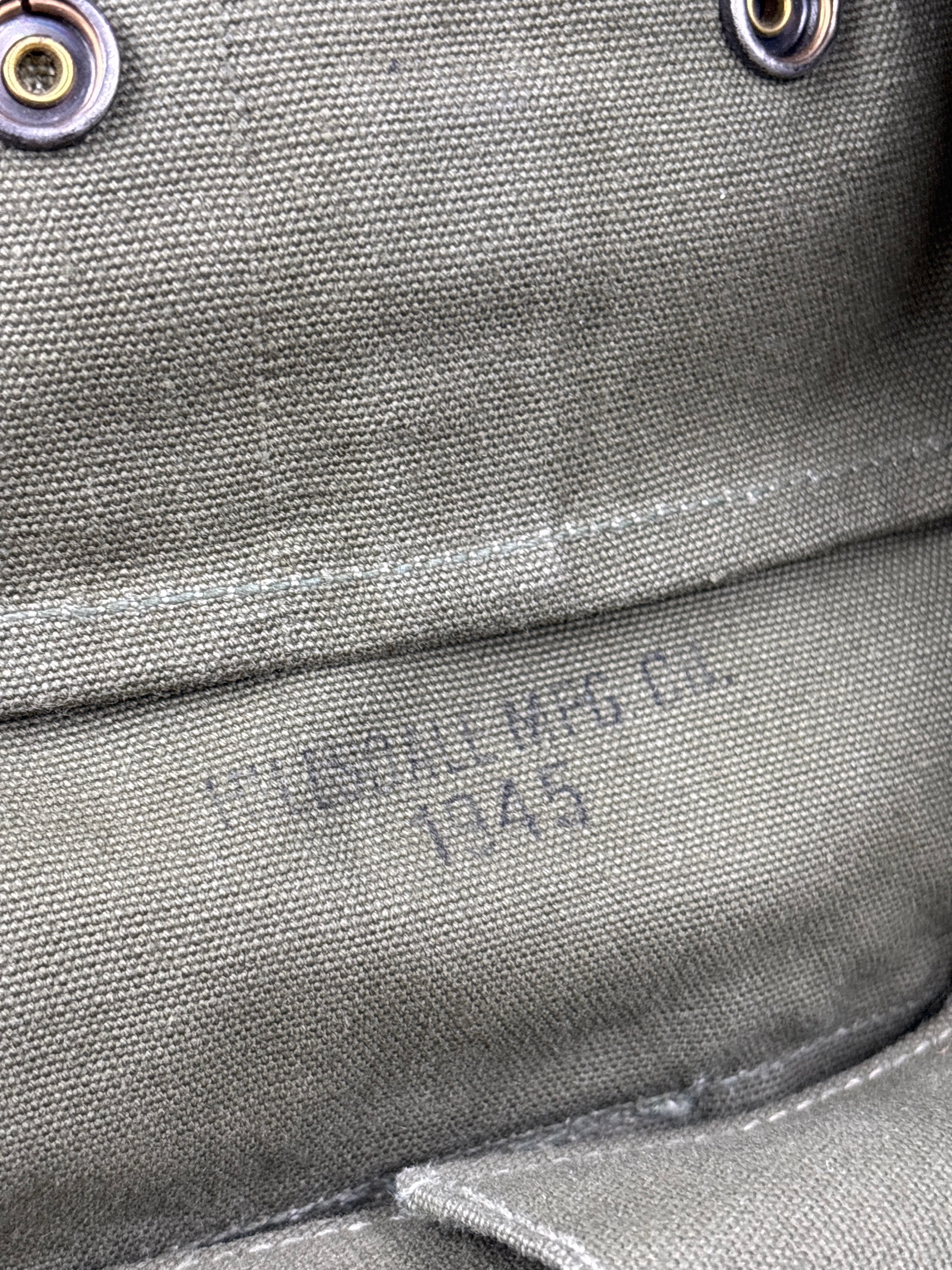 WWII US JUNGLE FIRST AID KIT — image 2