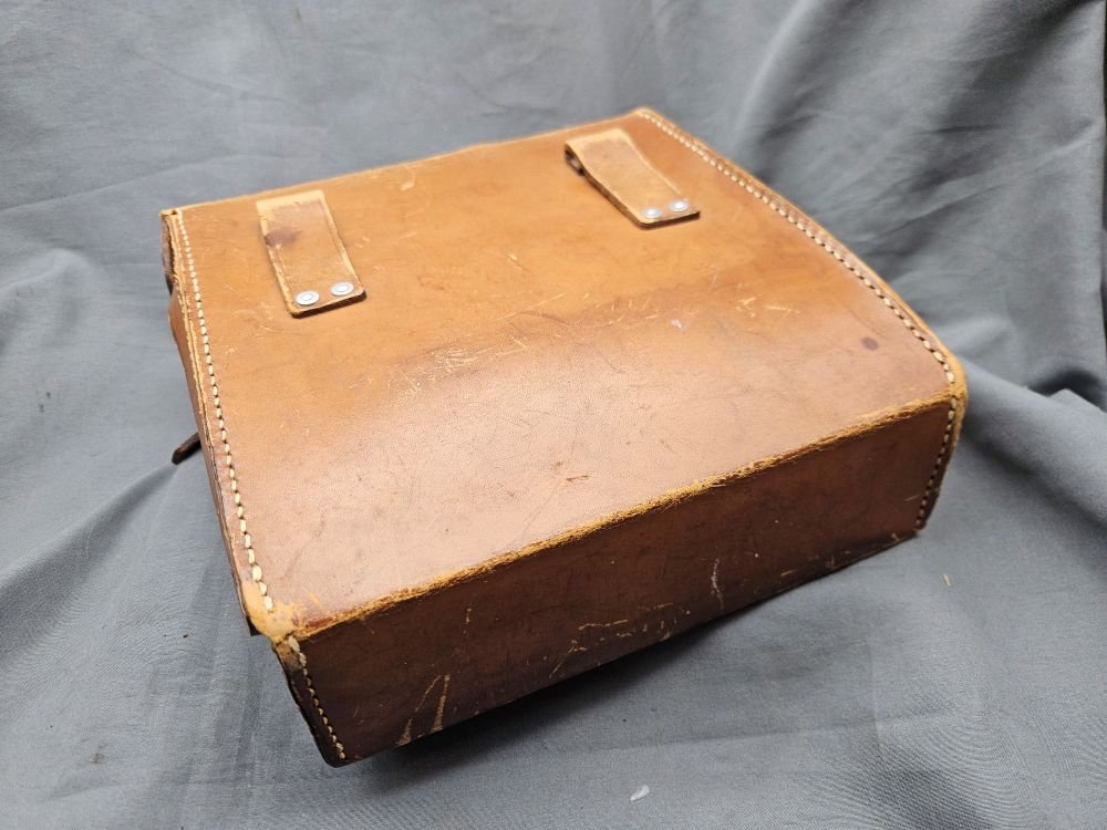 WWII German First Aid Kit — image 15