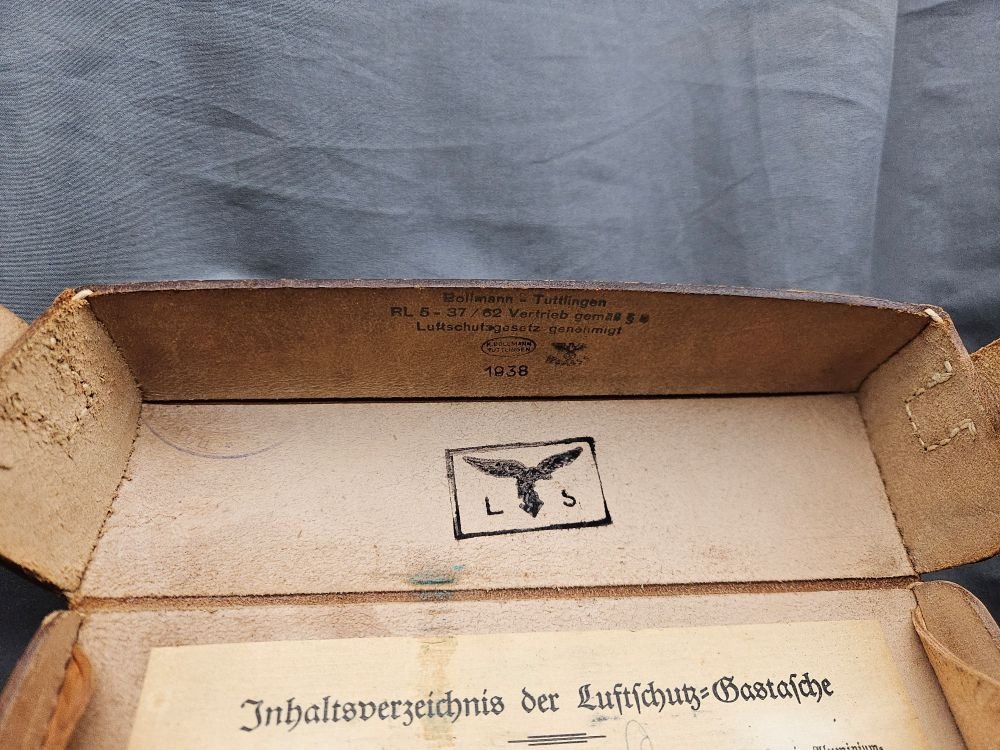 WWII German First Aid Kit — image 2