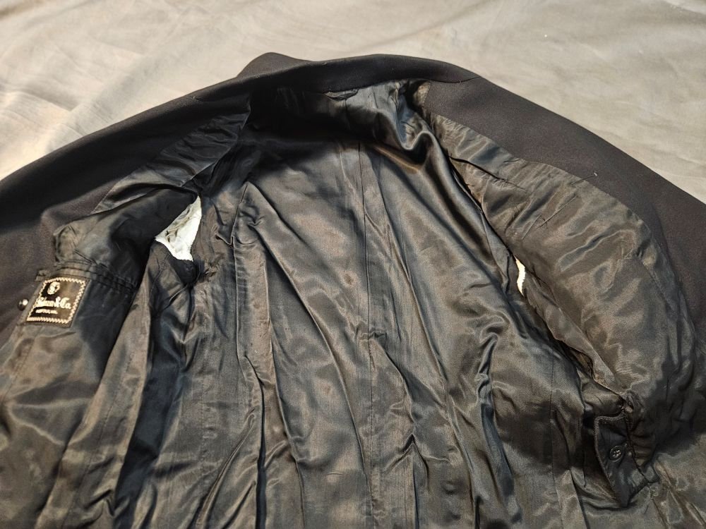 WWII US Navy Officer Uniform. In fair condition — image 10