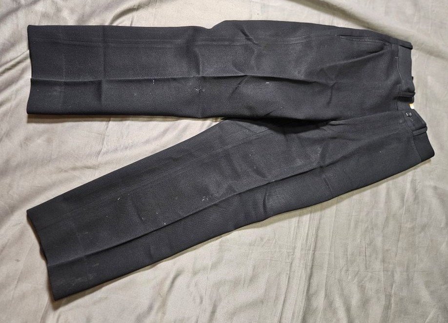 WWII US Navy Officer Uniform. In fair condition — image 12