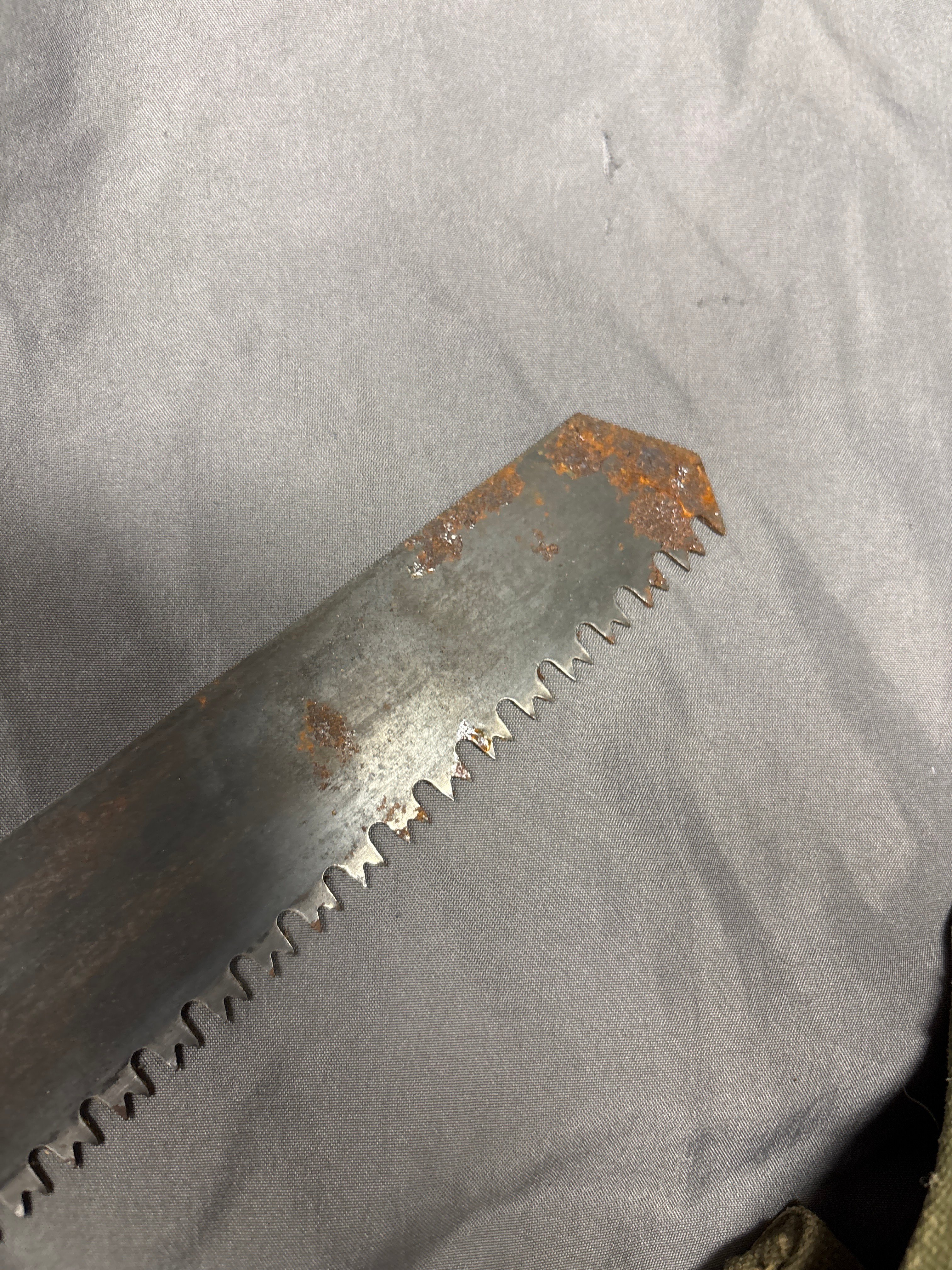 VIETNAM WAR ERA PILOT SURVIVAL SAW — image 3