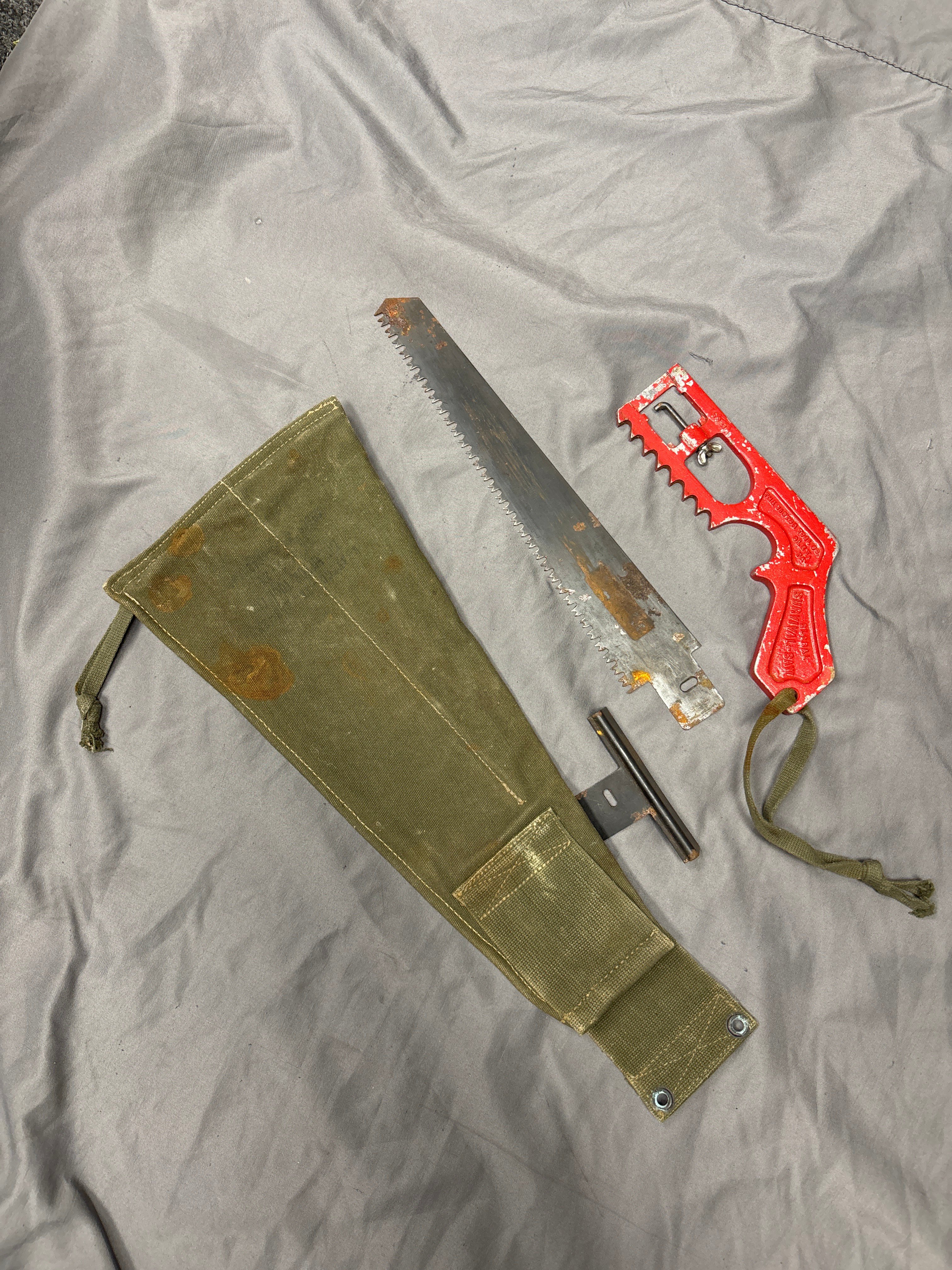 VIETNAM WAR ERA PILOT SURVIVAL SAW — image 4