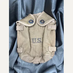 WWII US MOUNTED CANTEEN COVER