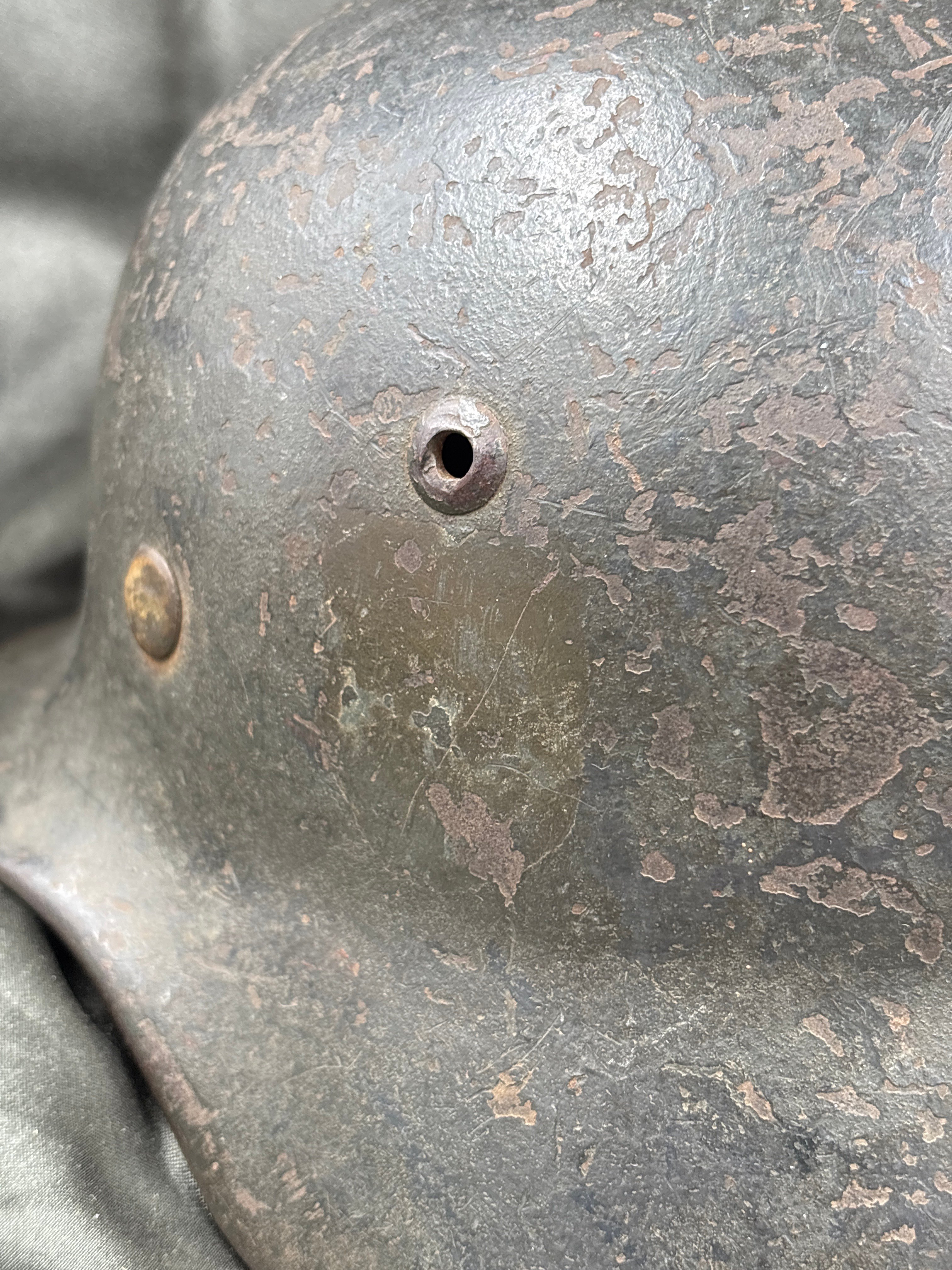 WWII GERMAN M35 HELMET — image 3