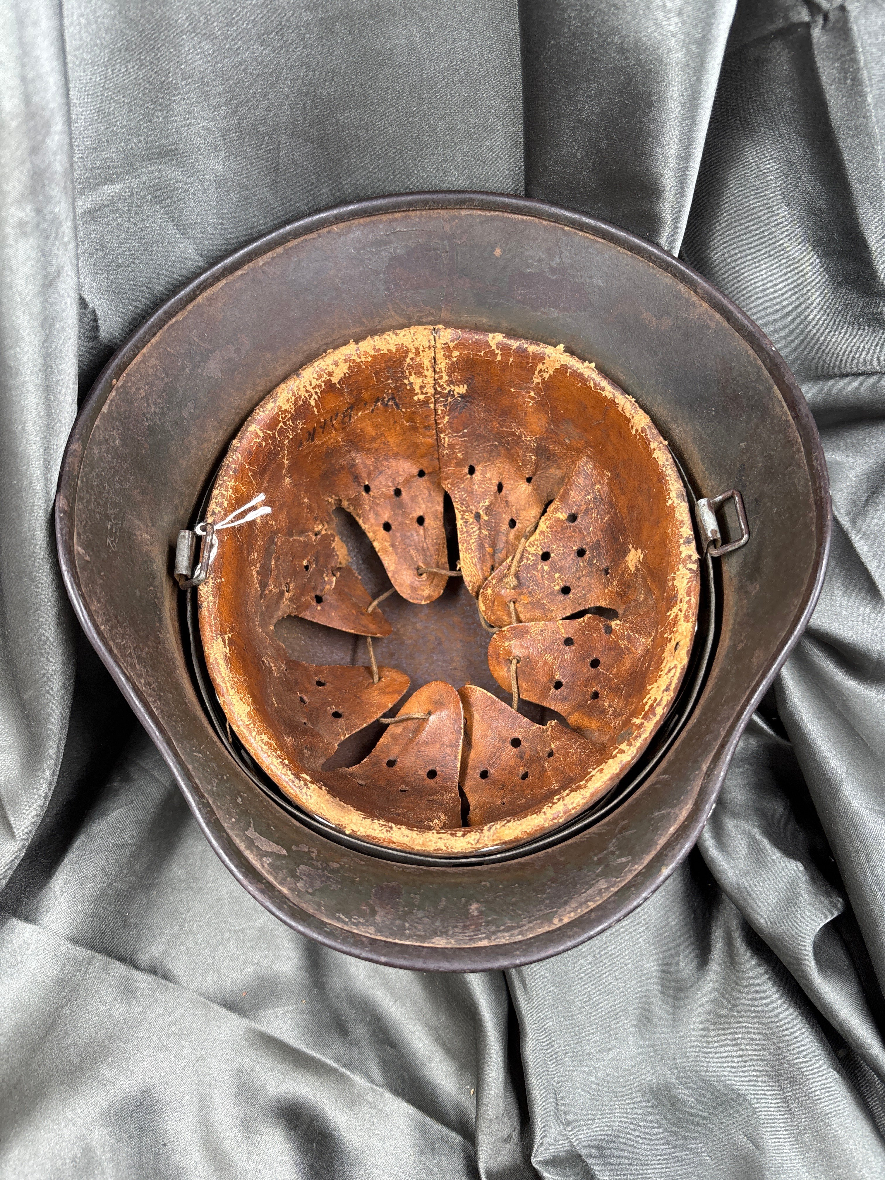 WWII GERMAN M35 HELMET — image 6