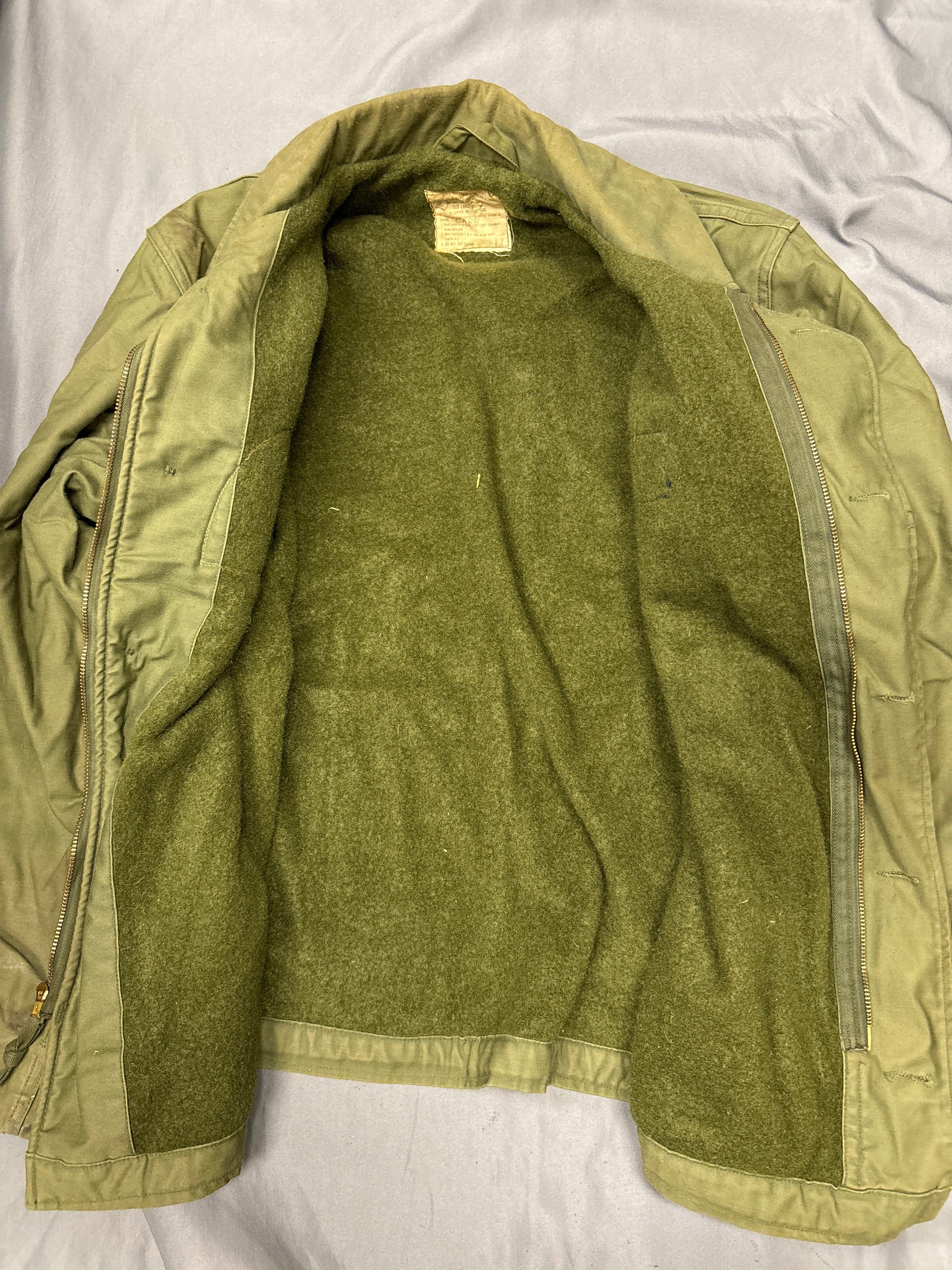 1970s US NAVY A-2 DECK JACKET USS RANGER SIZE LARGE — image 4