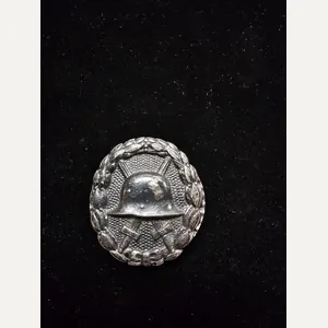 WWI GERMAN MODIFIED BLACK WOUND BADGE