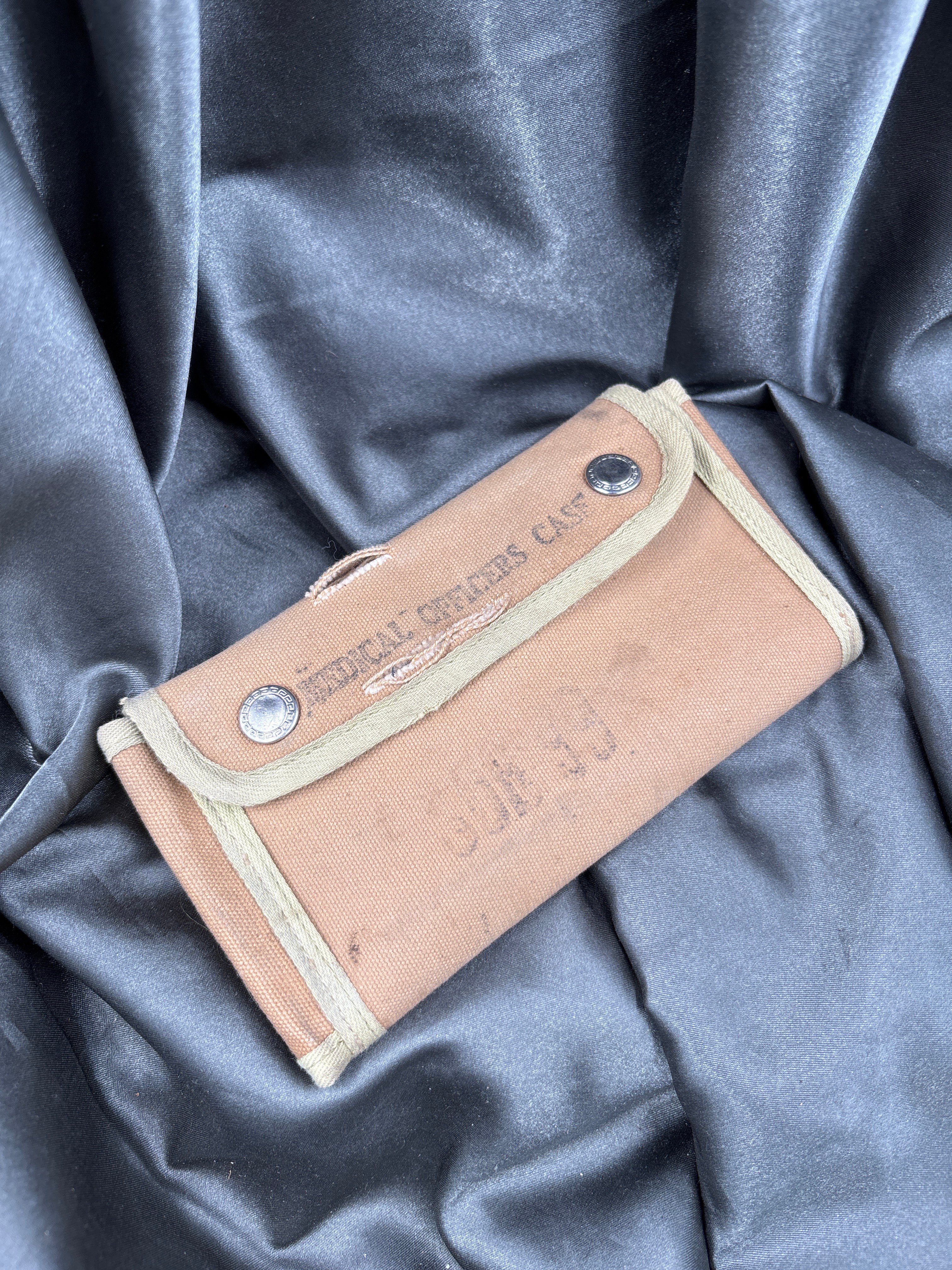 WWII US MEDICAL OFFICER TOOL CASE — image 2