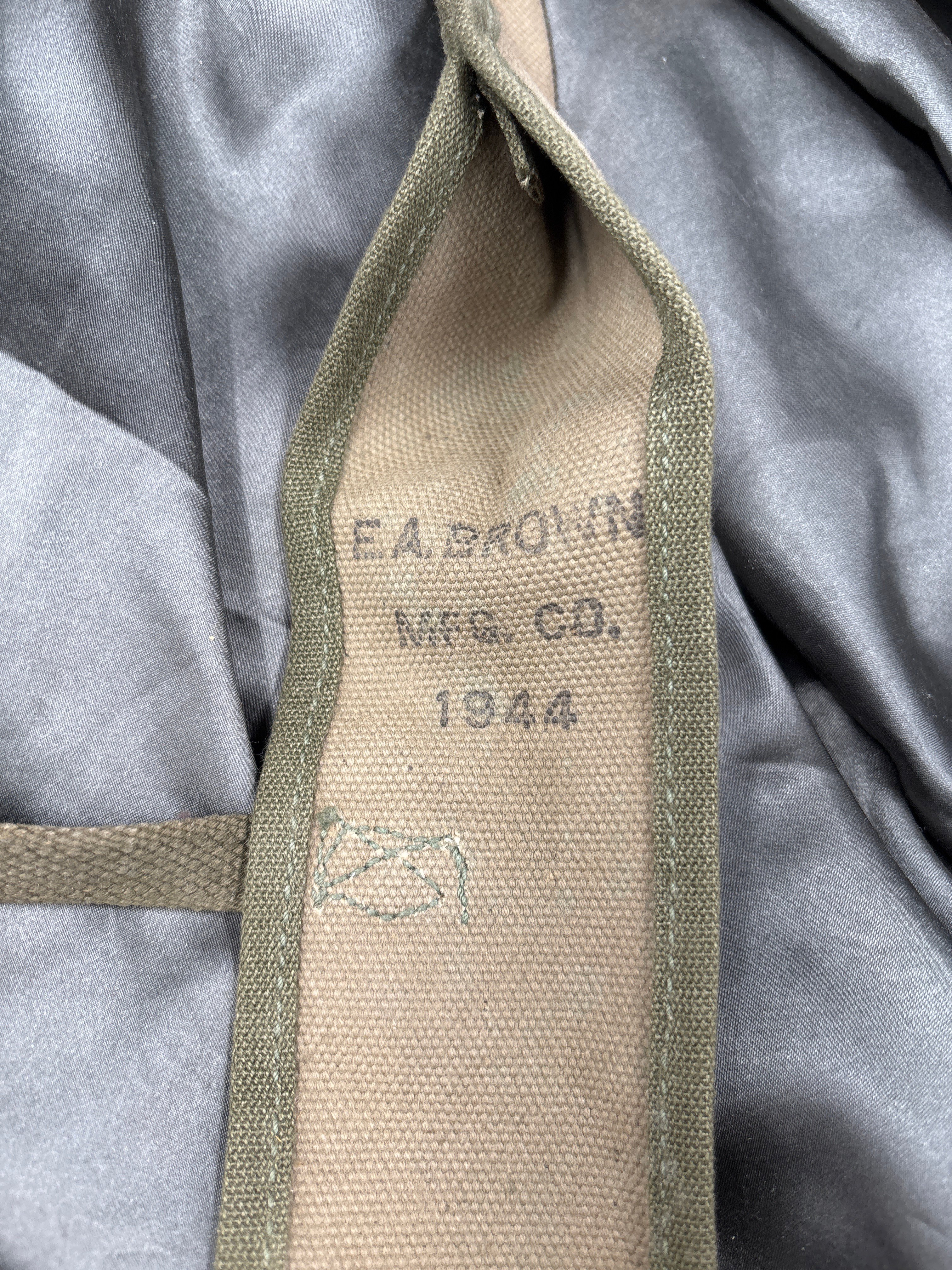 WWII US ARMY PICK AXE COVER — image 4