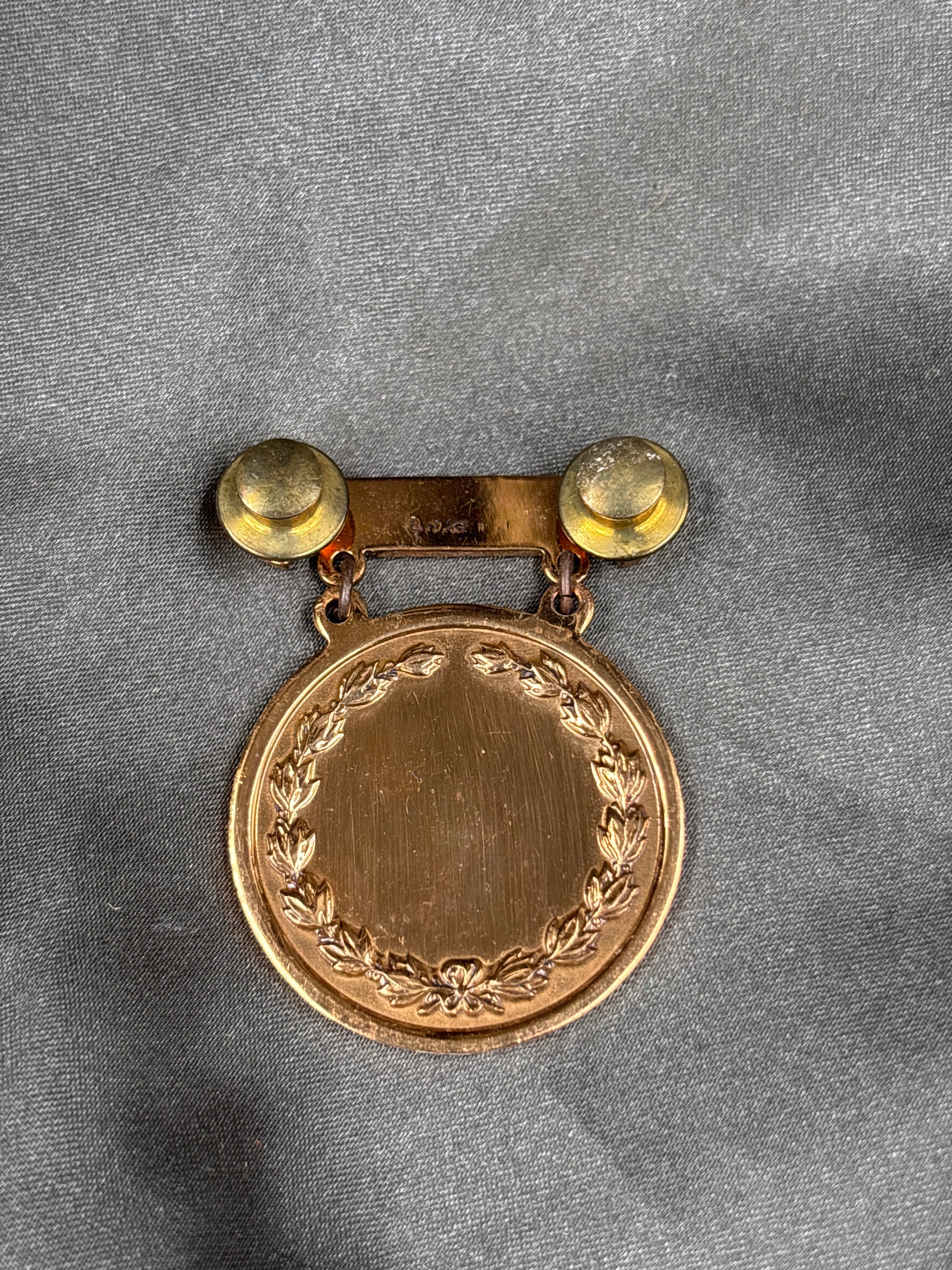 VIETNAM WAR ERA MARINE CORPS SHOOTING AWARD — image 2