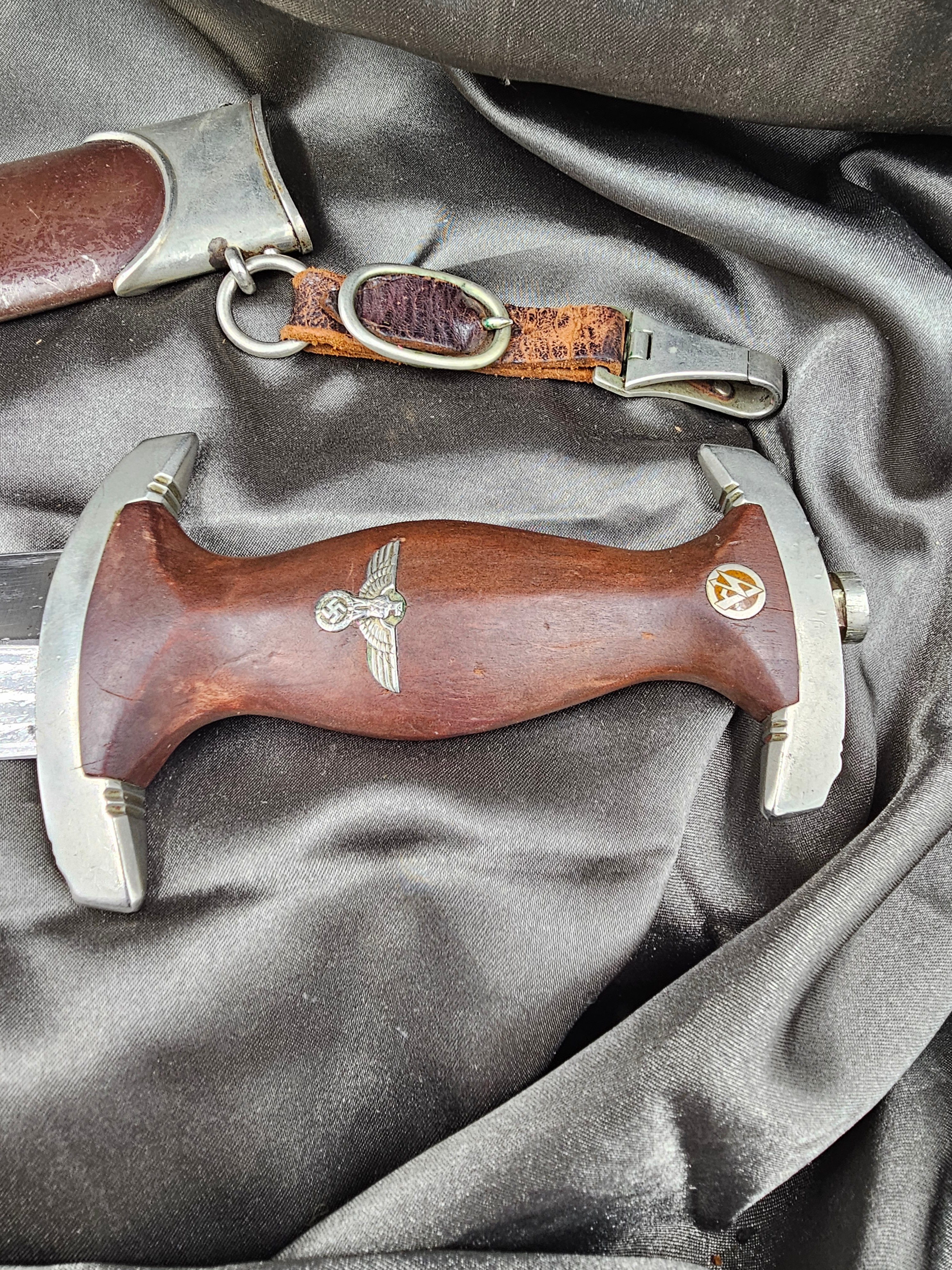 RARE WWII GERMAN SA DAGGER BY CARL LINDER — image 2