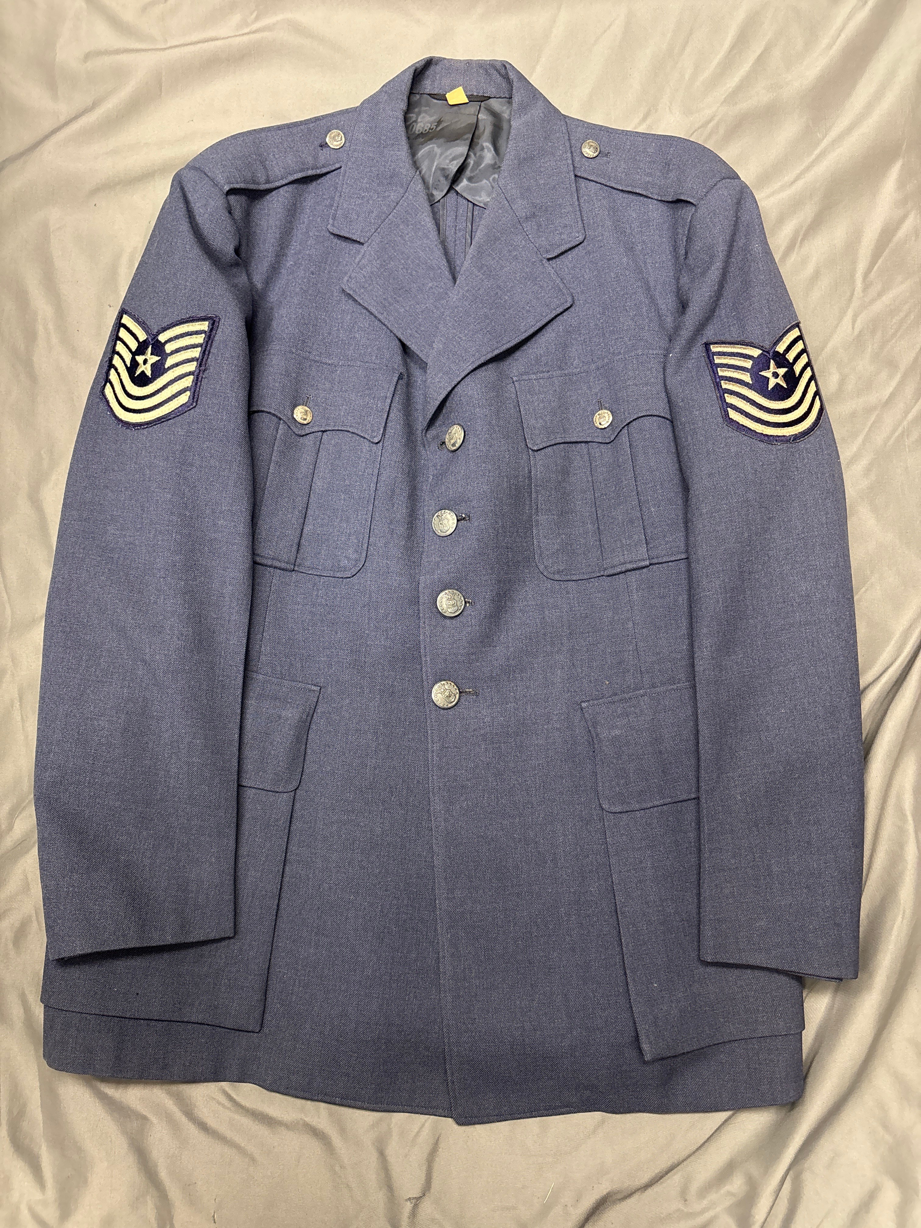 KOREAN WAR ERA AIR FORCE BLUE 84 UNIFORM SIZE 46 — image 5