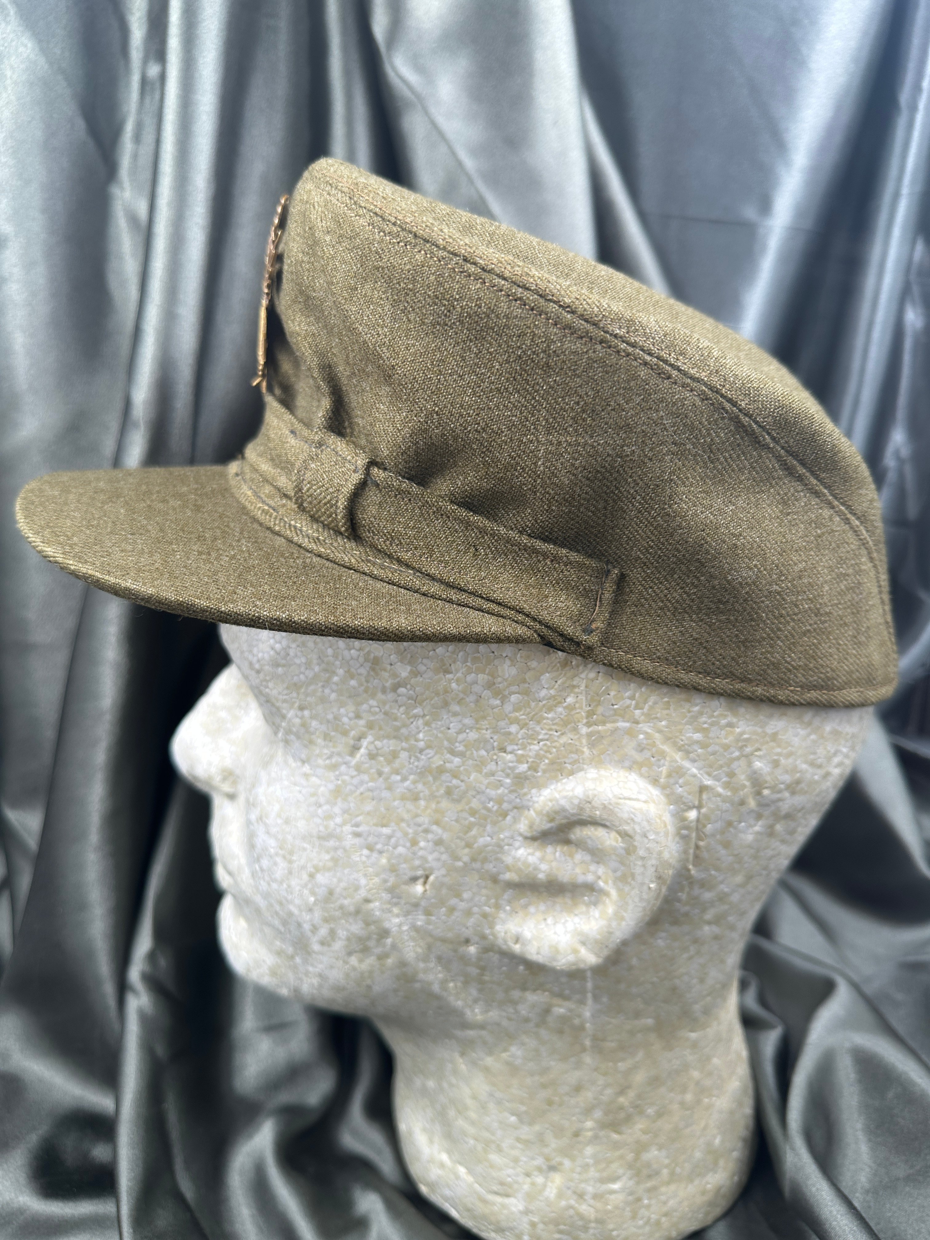 WWII US WOMEN ARMY NURSE BRITISH MADE VISOR CAP — image 5