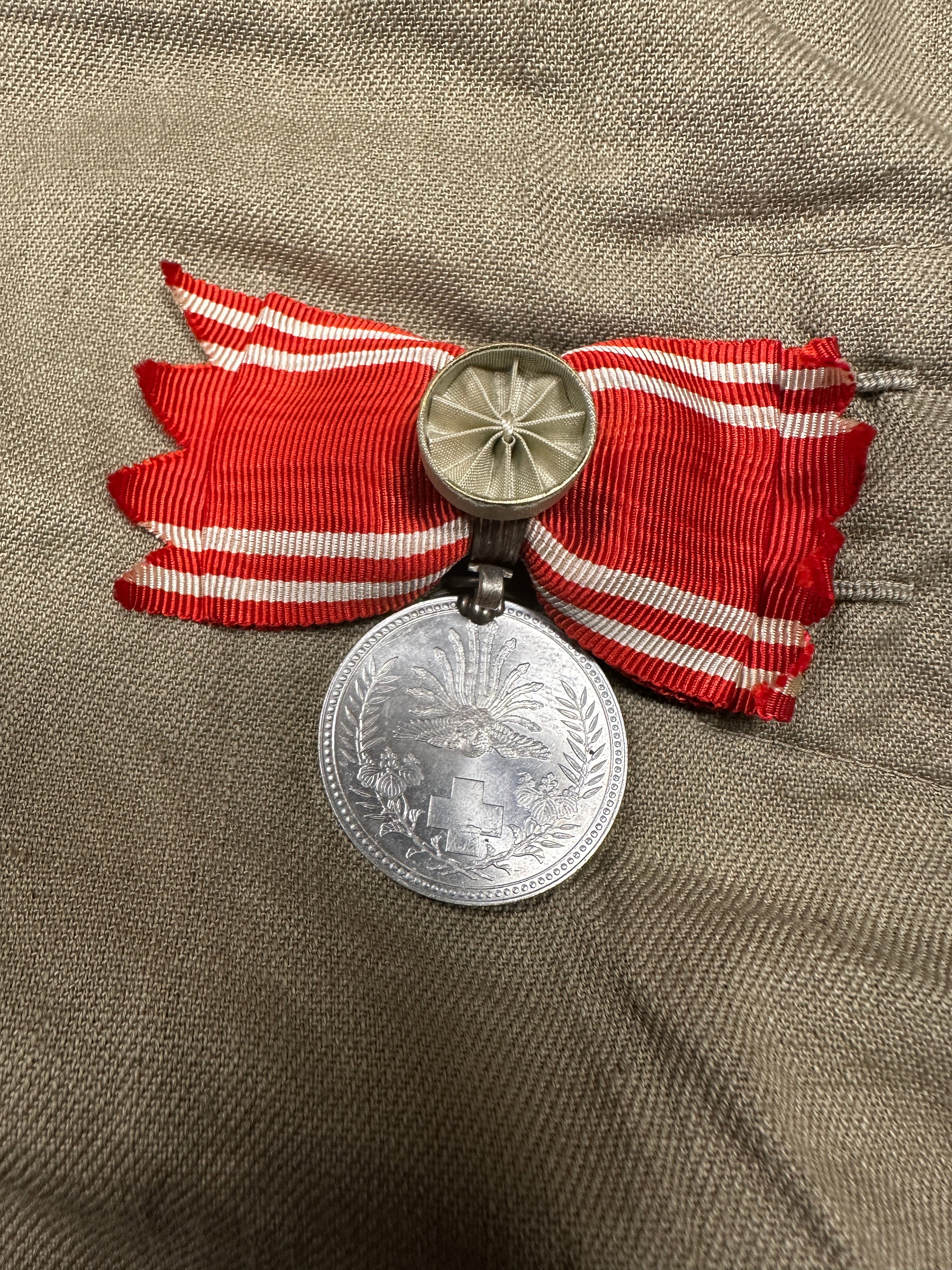 RARE WWII JAPANESE RED CROSS UNIFORM AND BLOOMERS — image 7