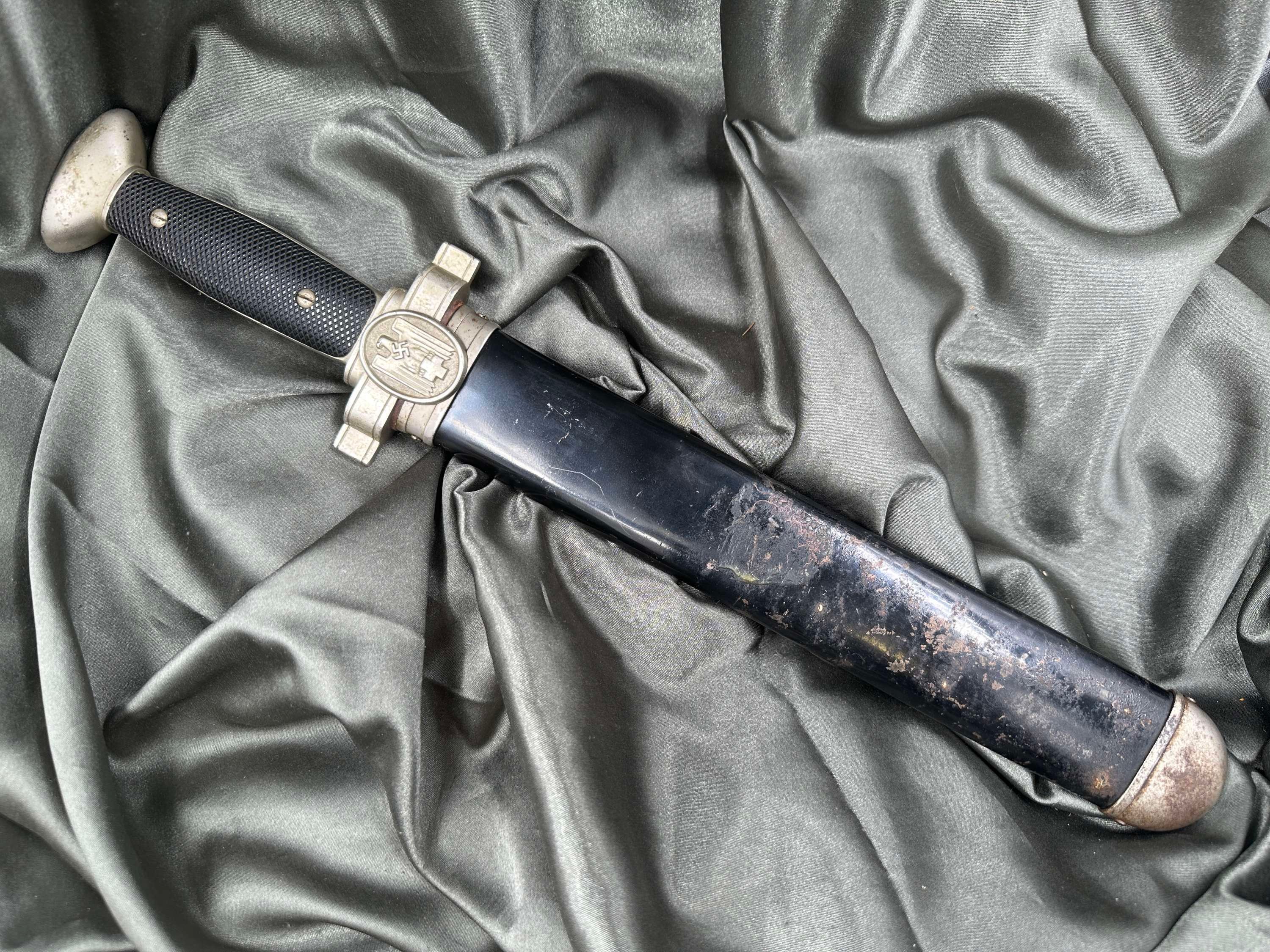 WWII GERMAN DRK HEWER — image 4