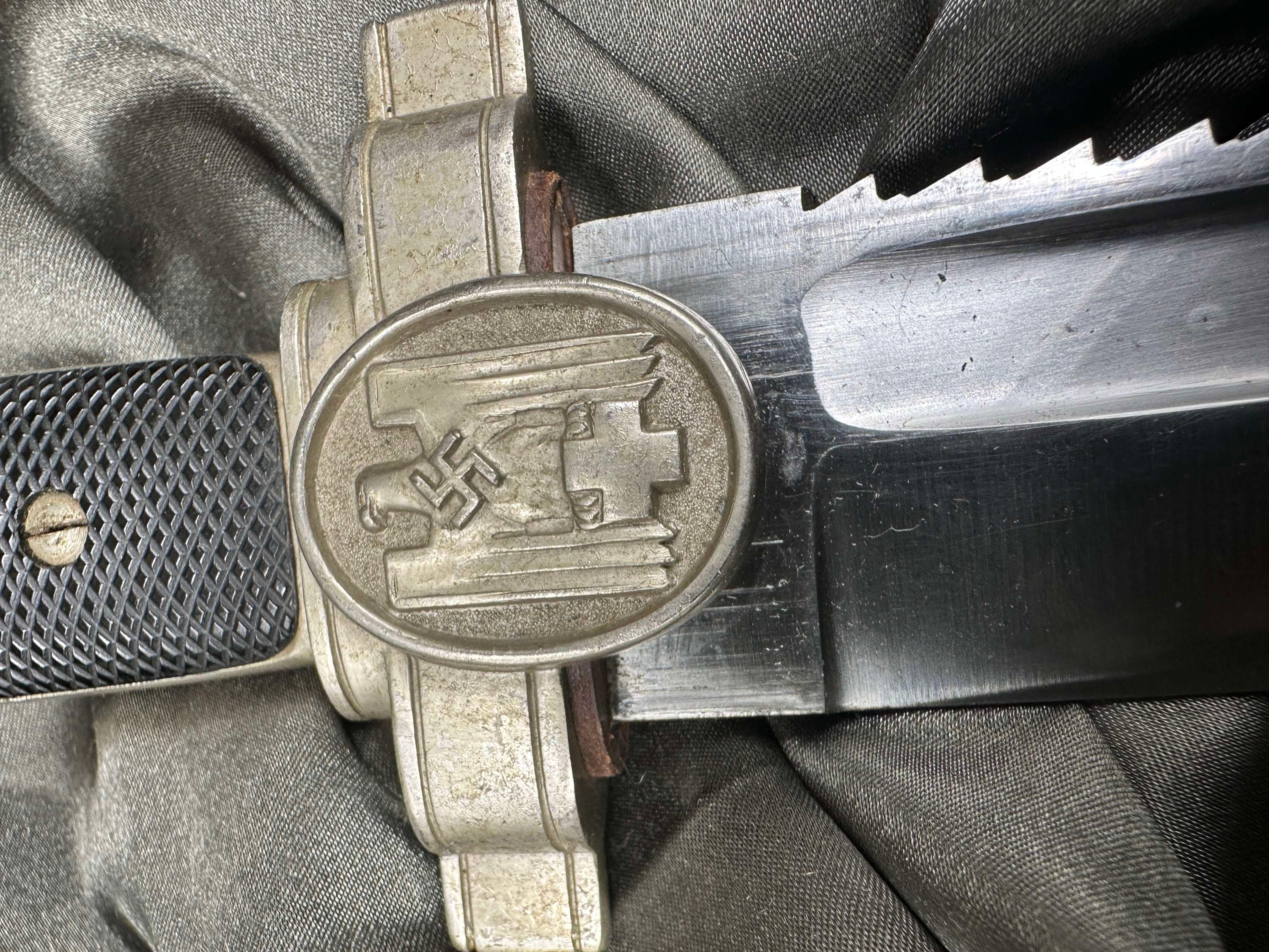 WWII GERMAN DRK HEWER — image 6