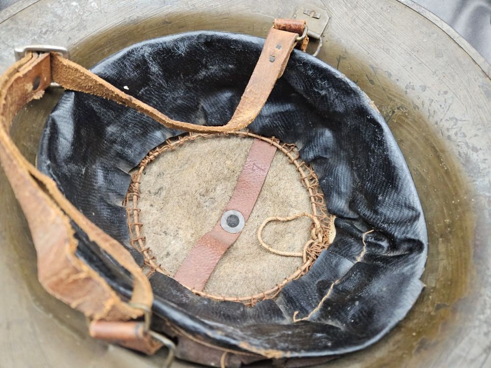 WWI British Brodie Helmet — image 10