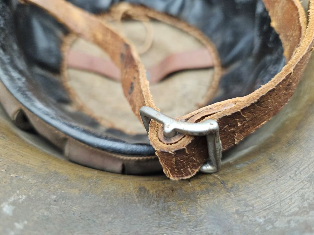 WWI British Brodie Helmet — image 9